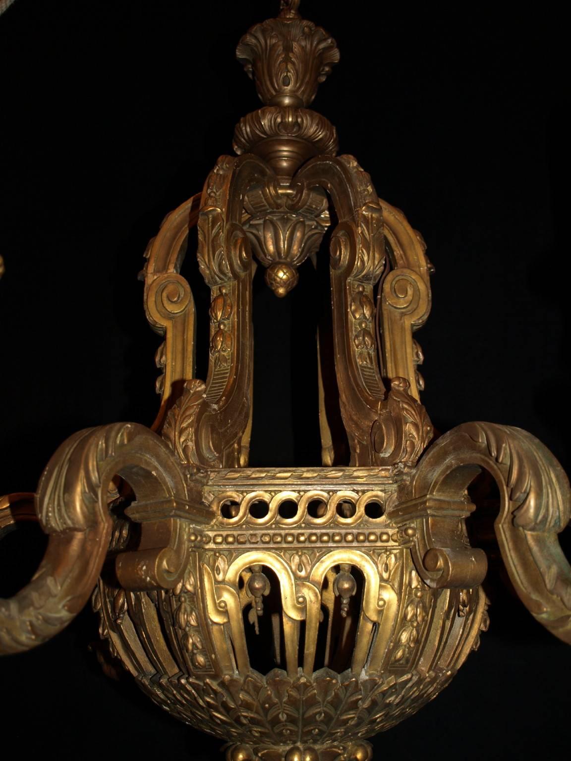 French Antique Chandelier Giltwood For Sale