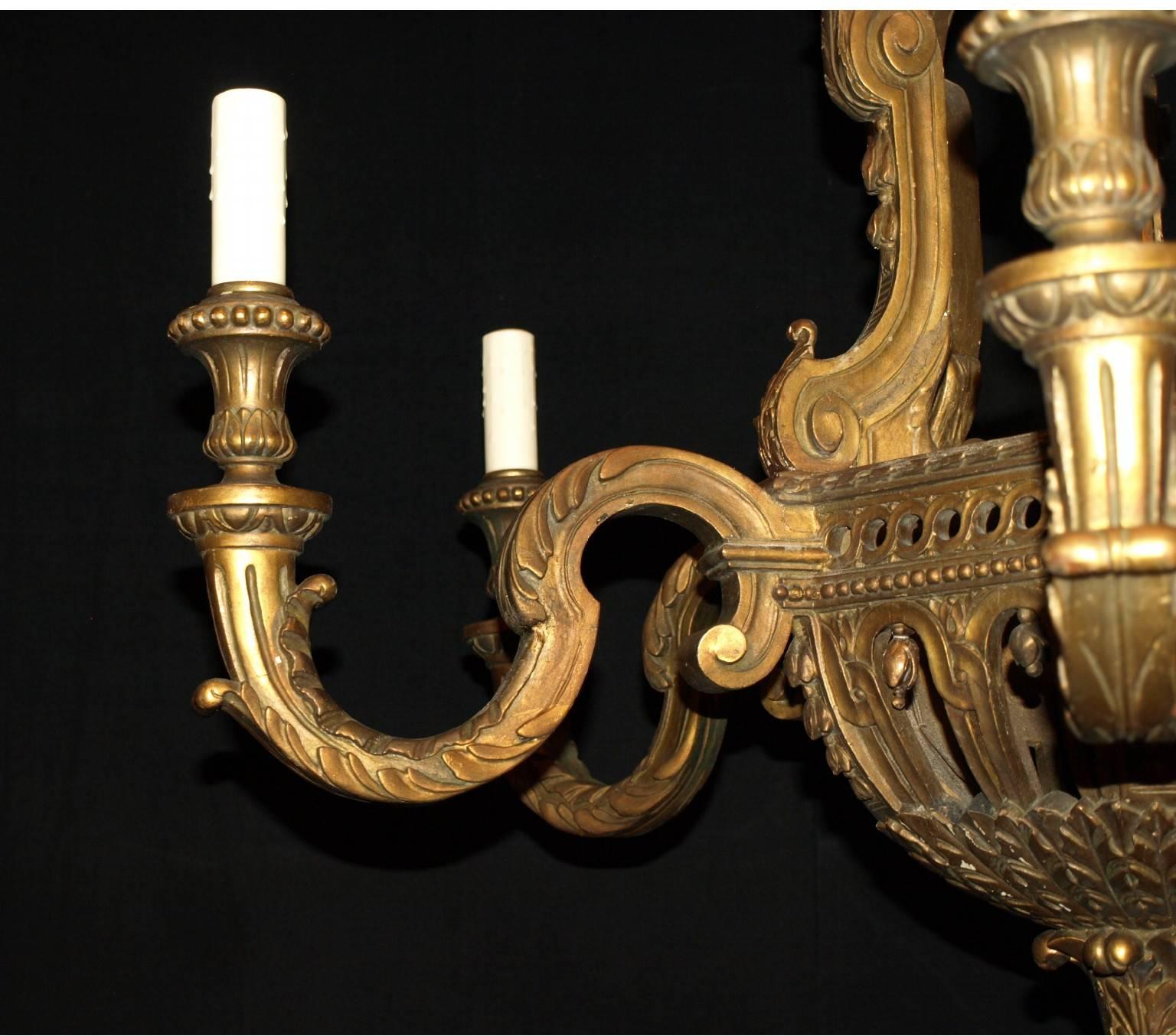 Early 20th Century Antique Chandelier Giltwood For Sale