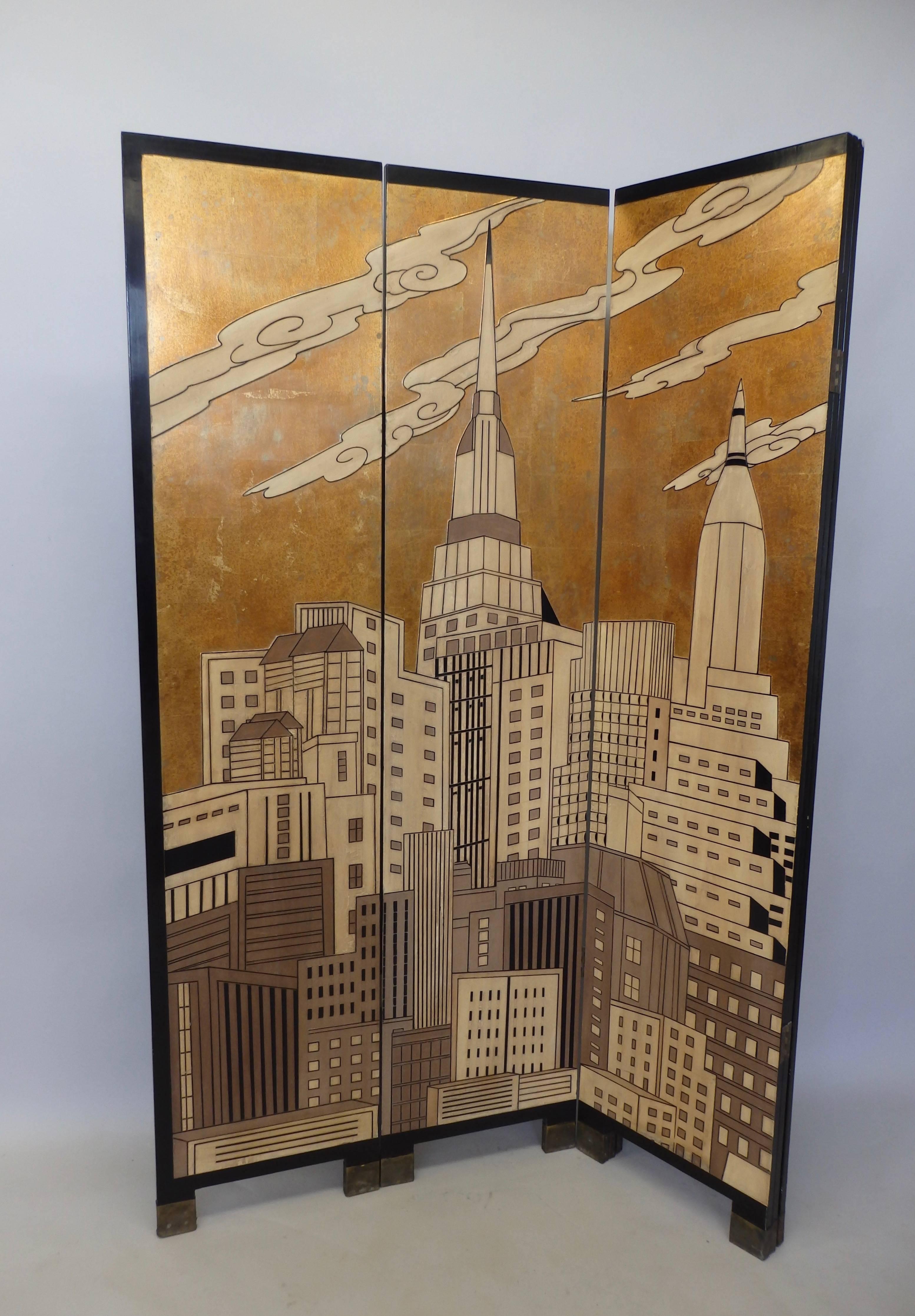 Six-Panel New York Skyline Folding Screen In Excellent Condition In Ferndale, MI