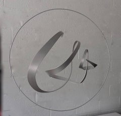 Escultura cinética colgante de aluminio de Michael Cutler