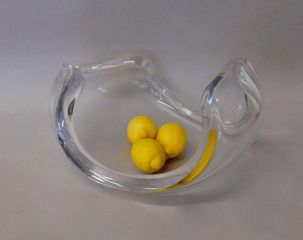 Mid-Century Modern Biomorphic Lucite Centrepiece Fruit Bowl