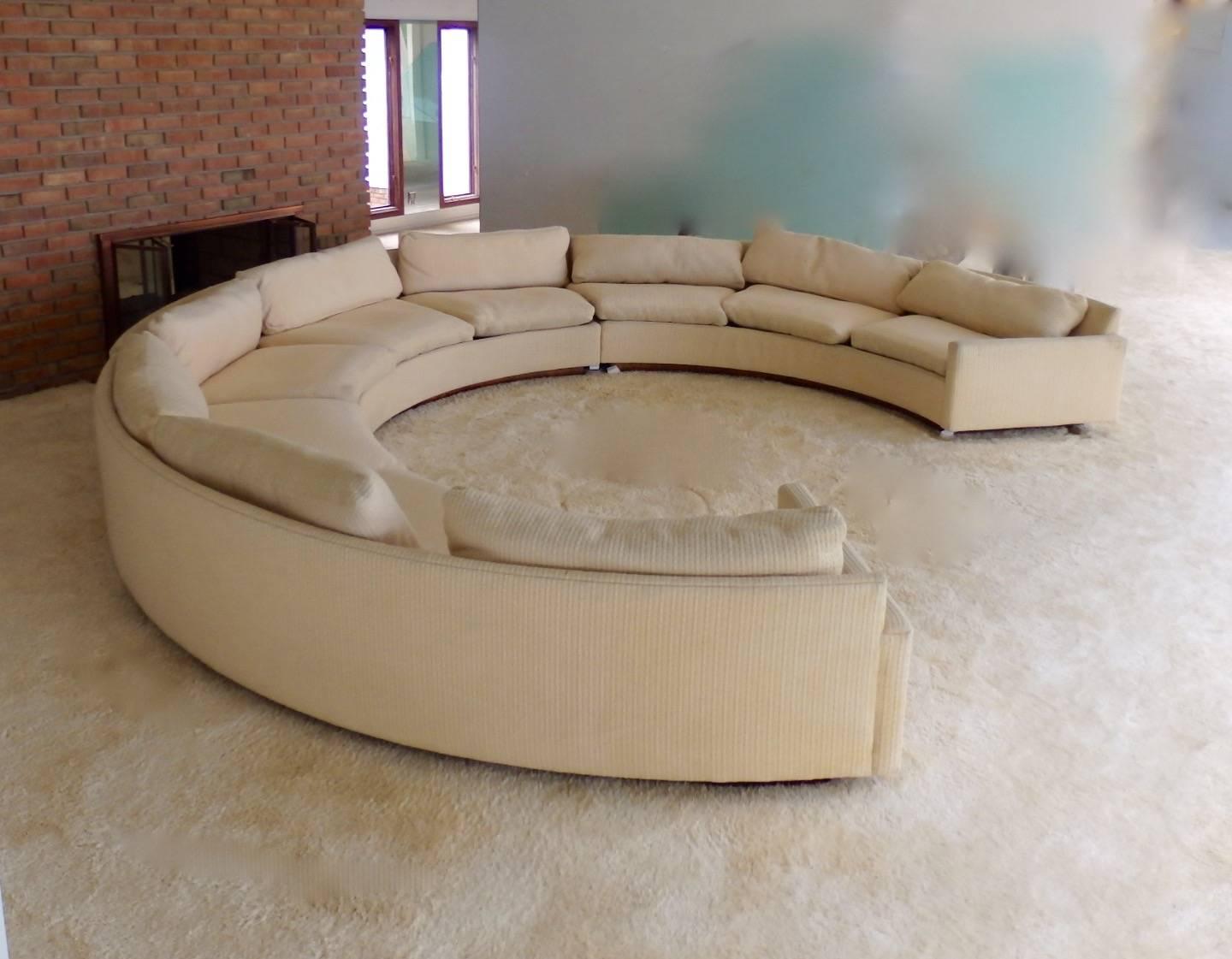 Milo Baughman Three-Piece Circle Sectional Couch 1