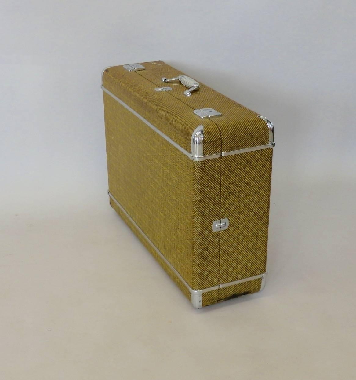 20th Century Set of Art Deco Luggage Pair of Suitcases