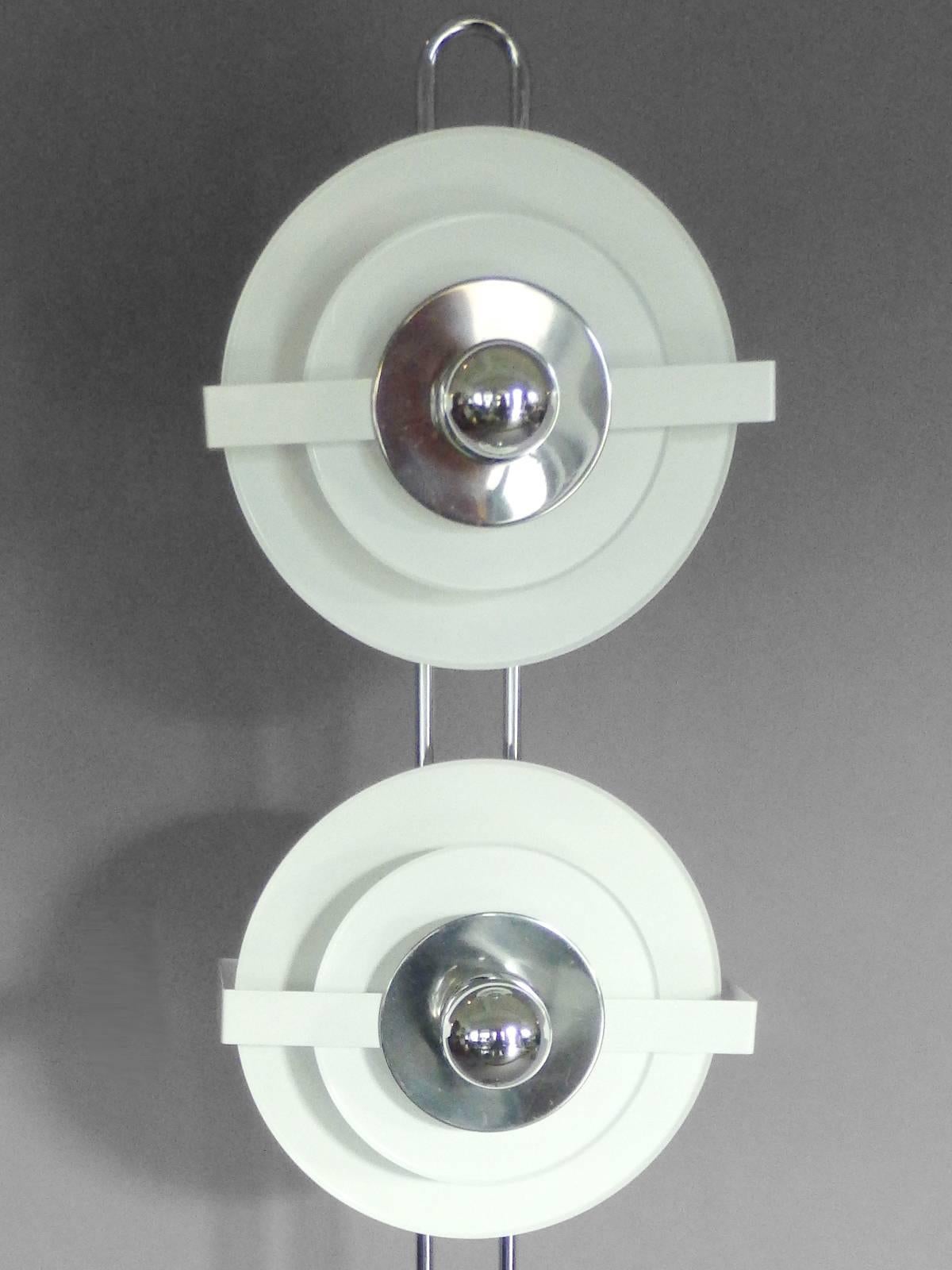 Mid-Century Modern Lampadaire réglable Op Pop Mod à cercles concentriques laqués en vente