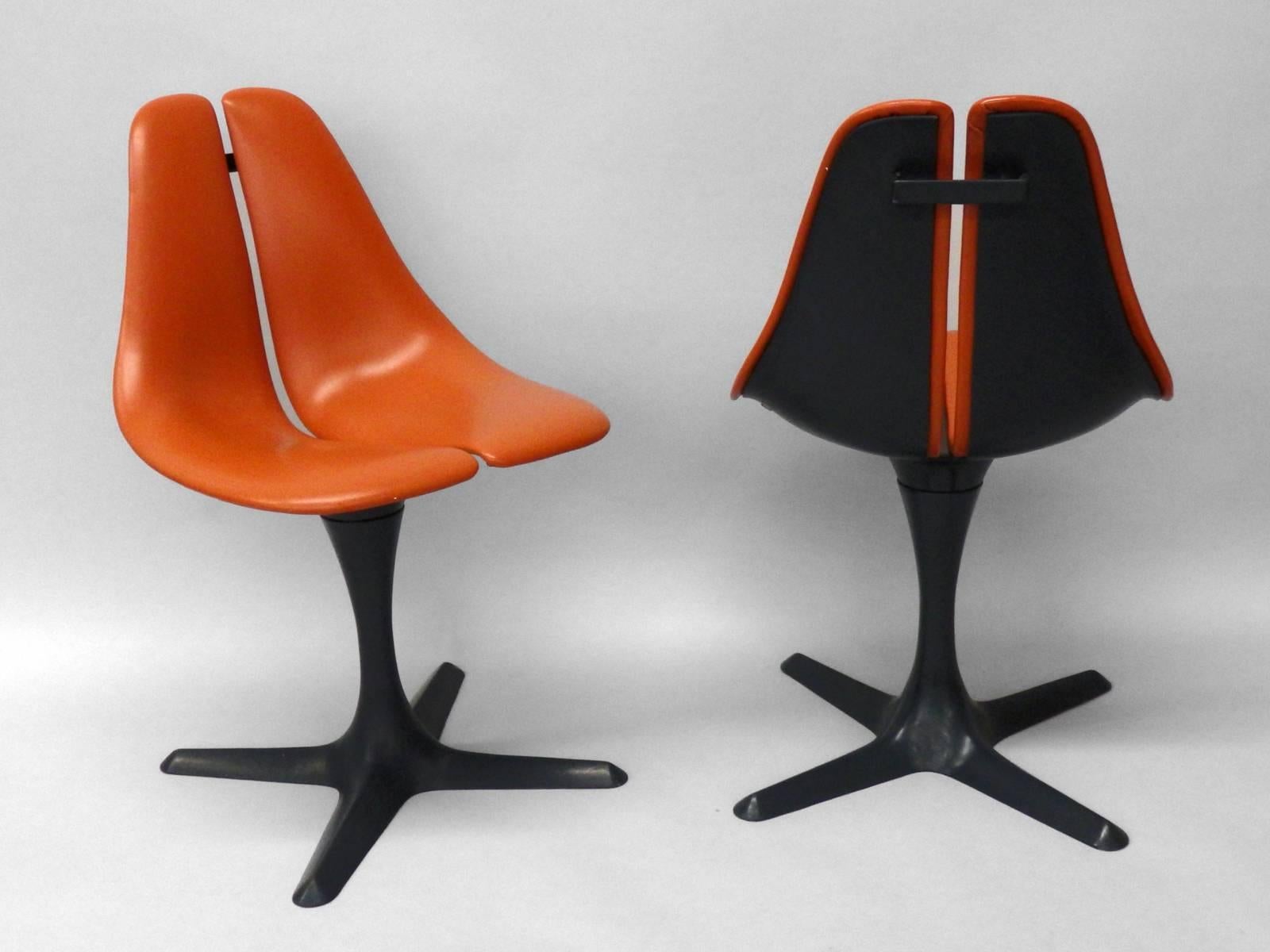 Mid-Century Modern Paire de chaises à piédestaux de style Tulipe Maurice Burke en vente