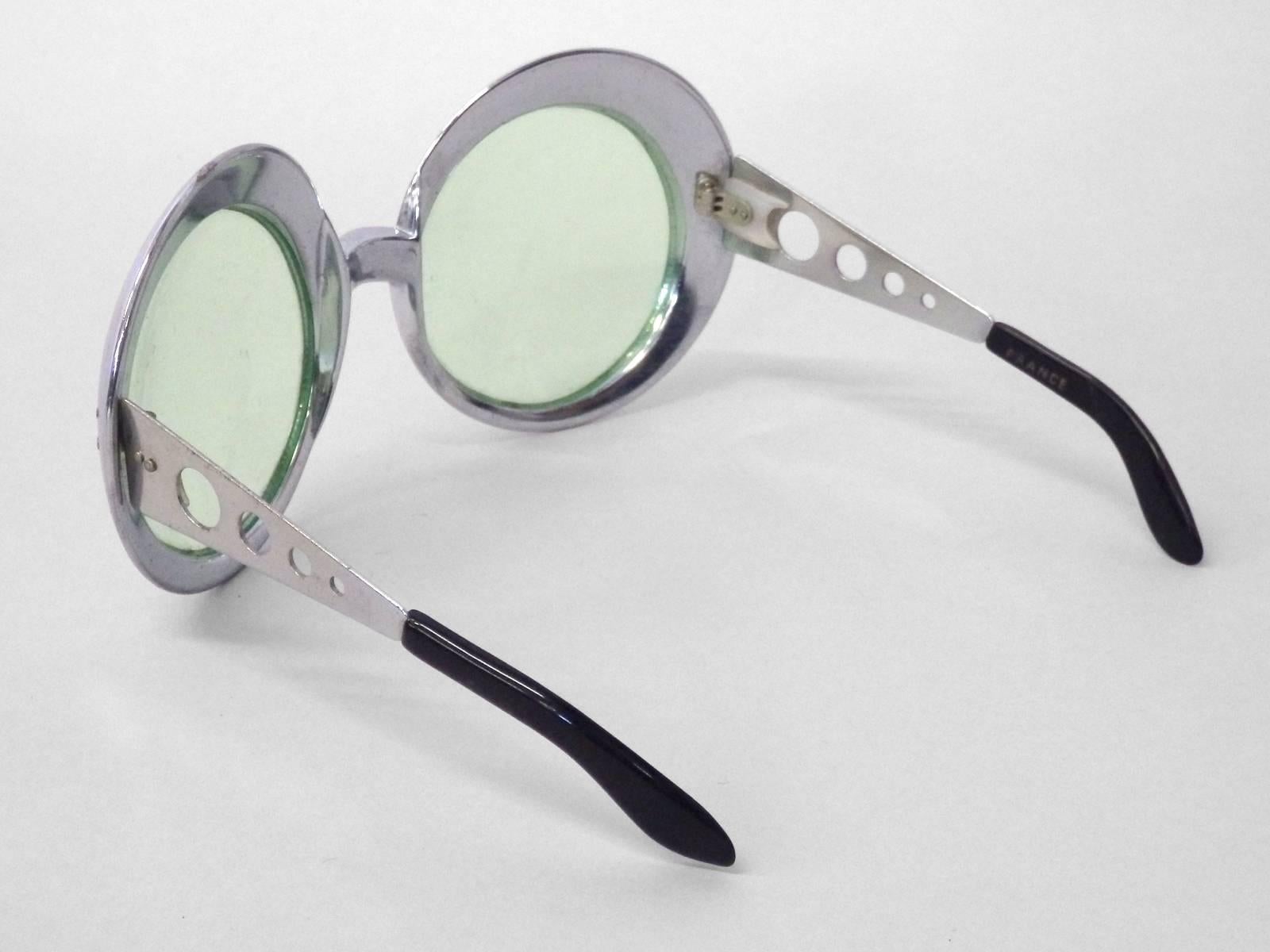 mod style sunglasses