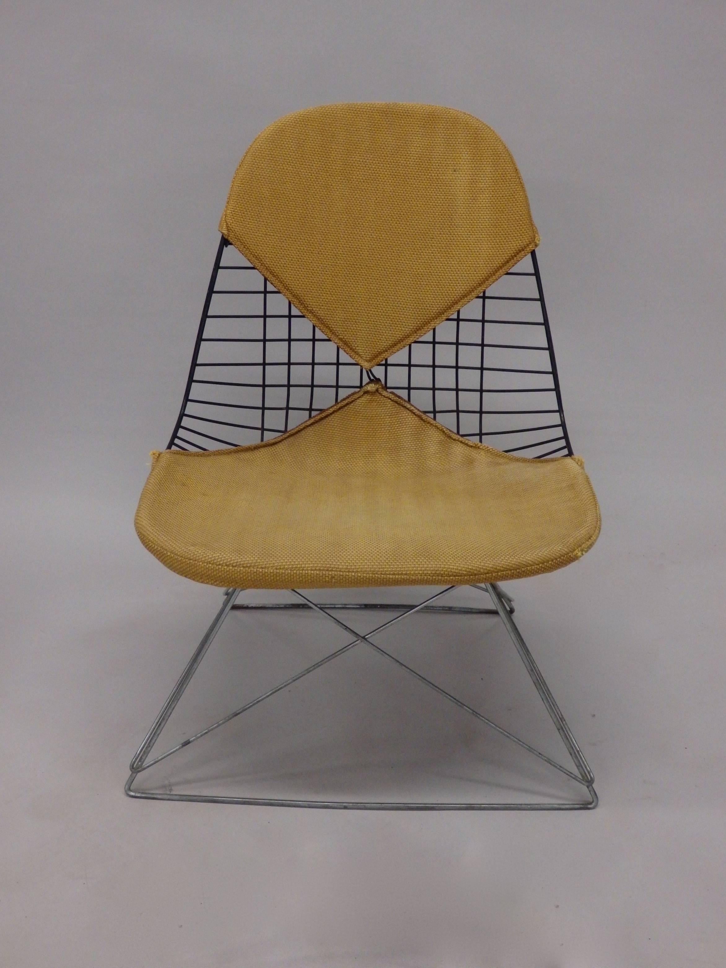 Früher und originaler Charles und Ray Eames LKR-Stuhl mit Katzenkelle-Sockel aus Zink (Verzinkt)