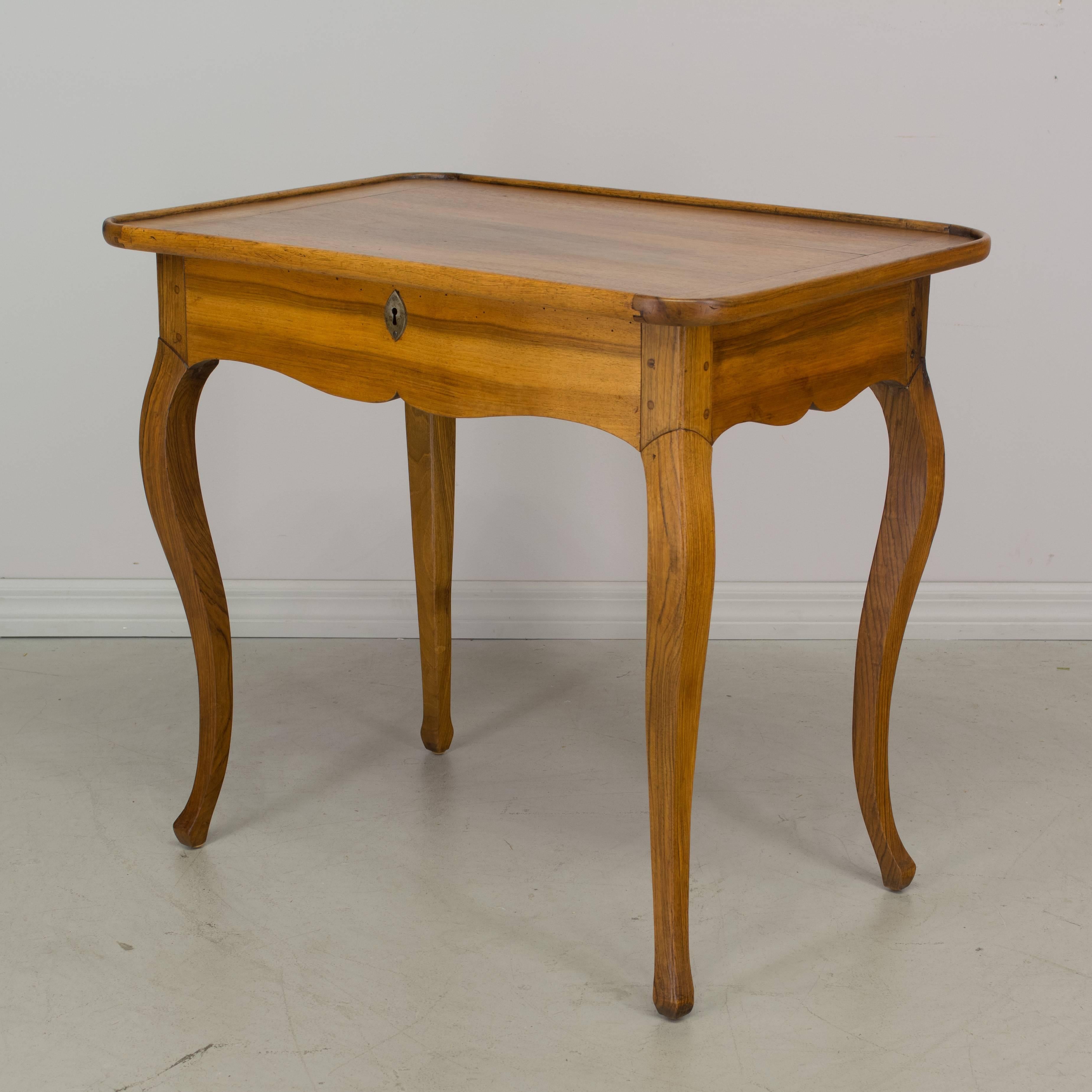 19th Century Louis XV Style Side Table In Excellent Condition In Winter Park, FL