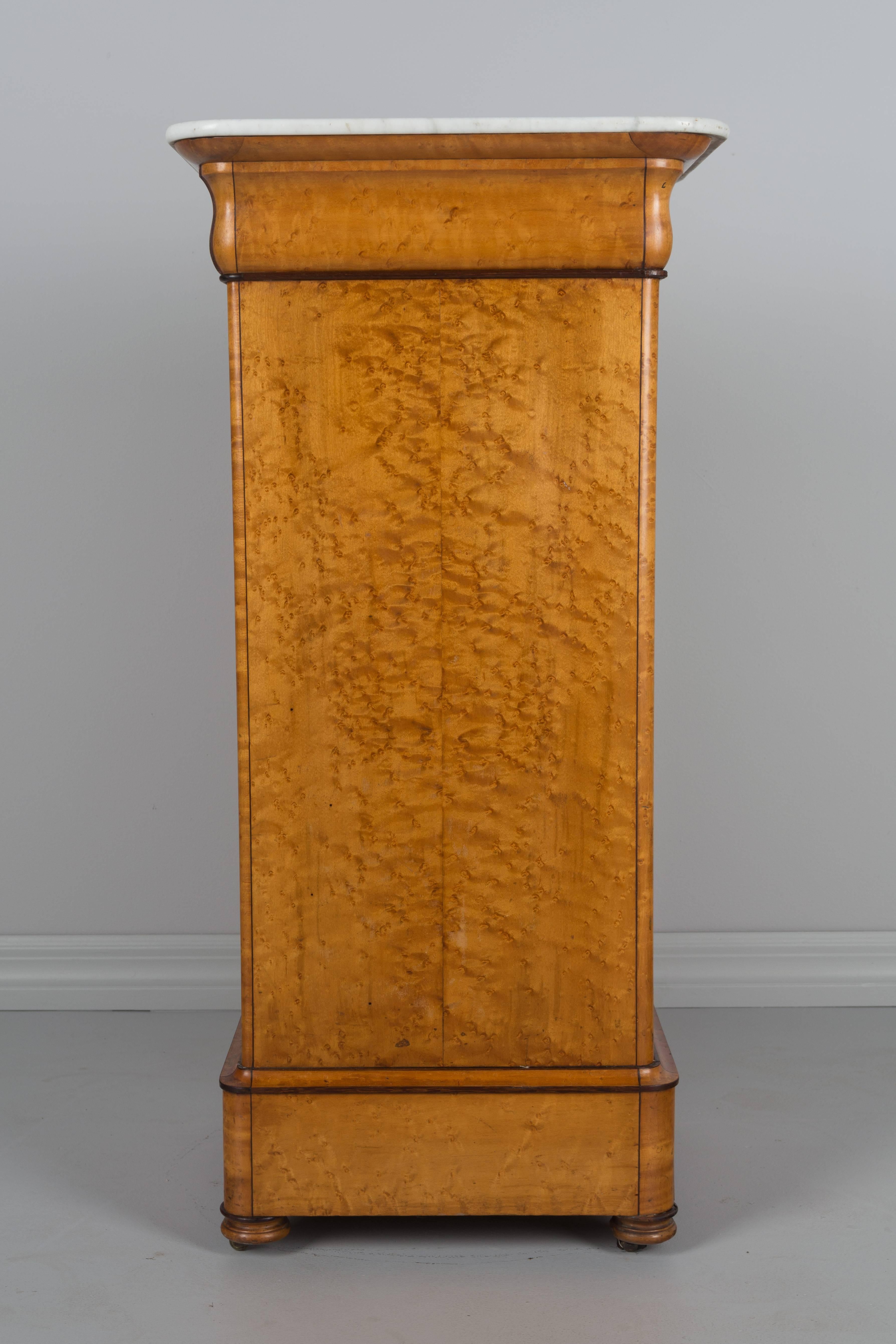 Table d'appoint Charles X, France, 19e siècle en vente 3