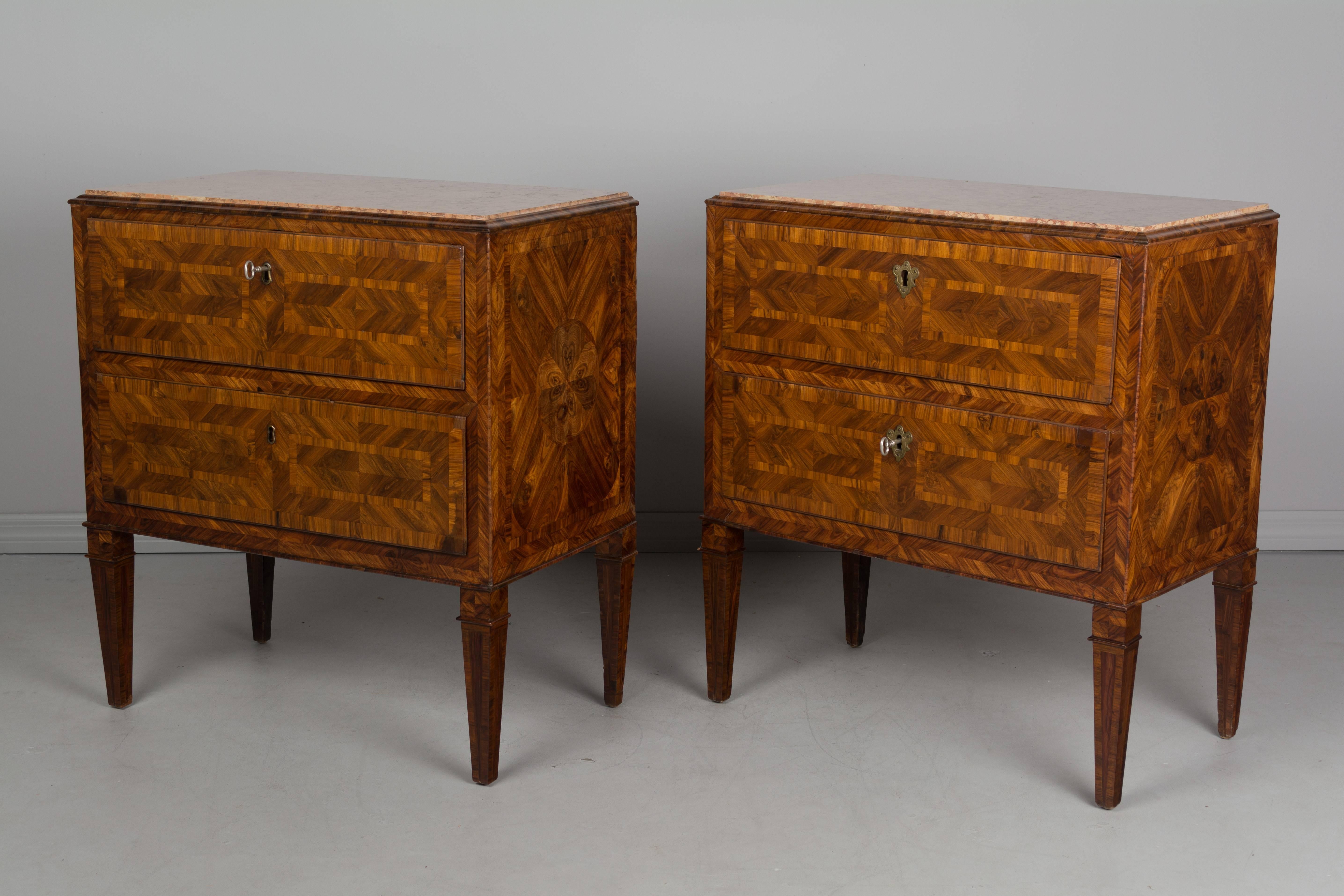 Pair of 18th Century Italian Commodes In Excellent Condition In Winter Park, FL