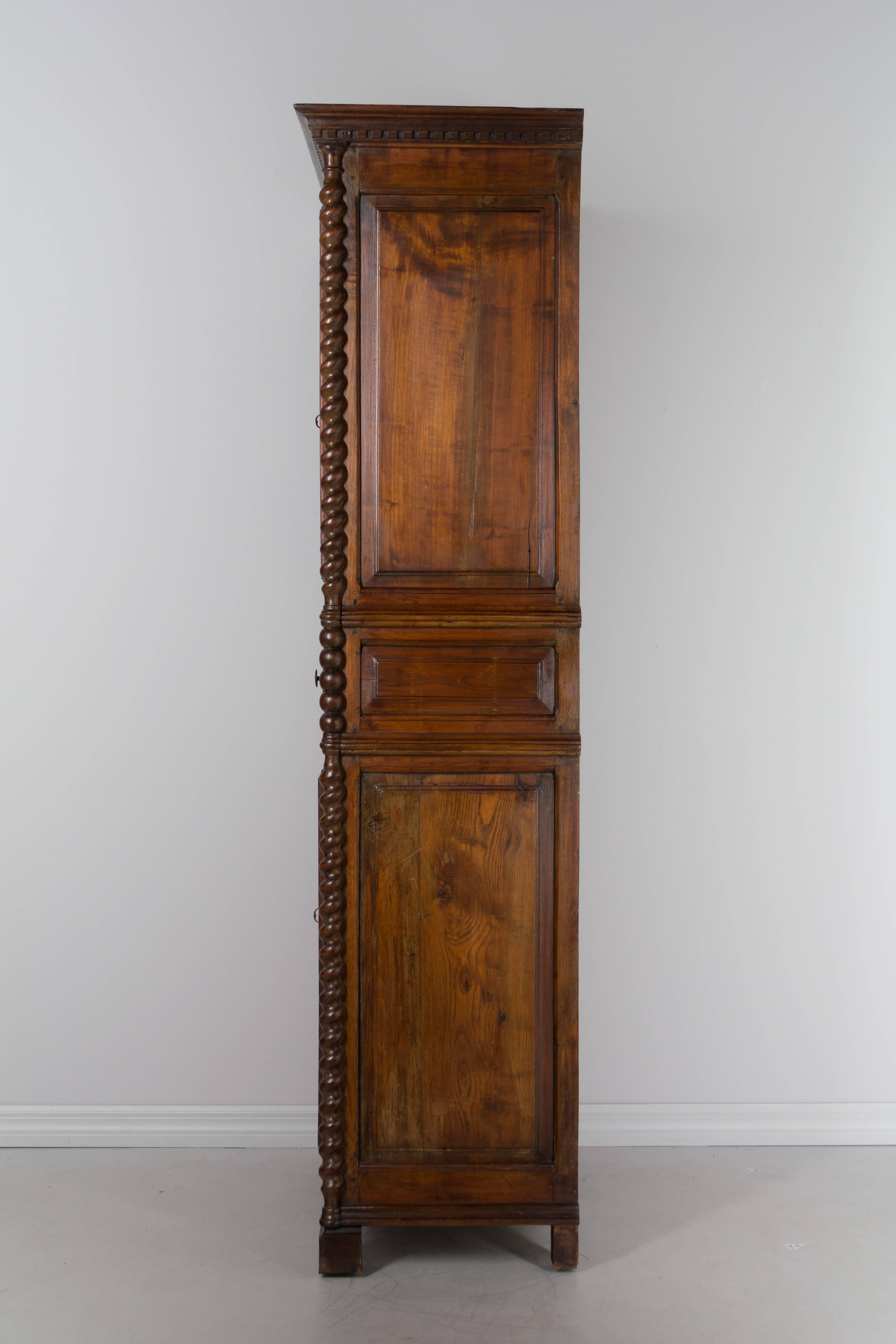 French 19th Century Louis XIV Style Homme Debout or Armoire