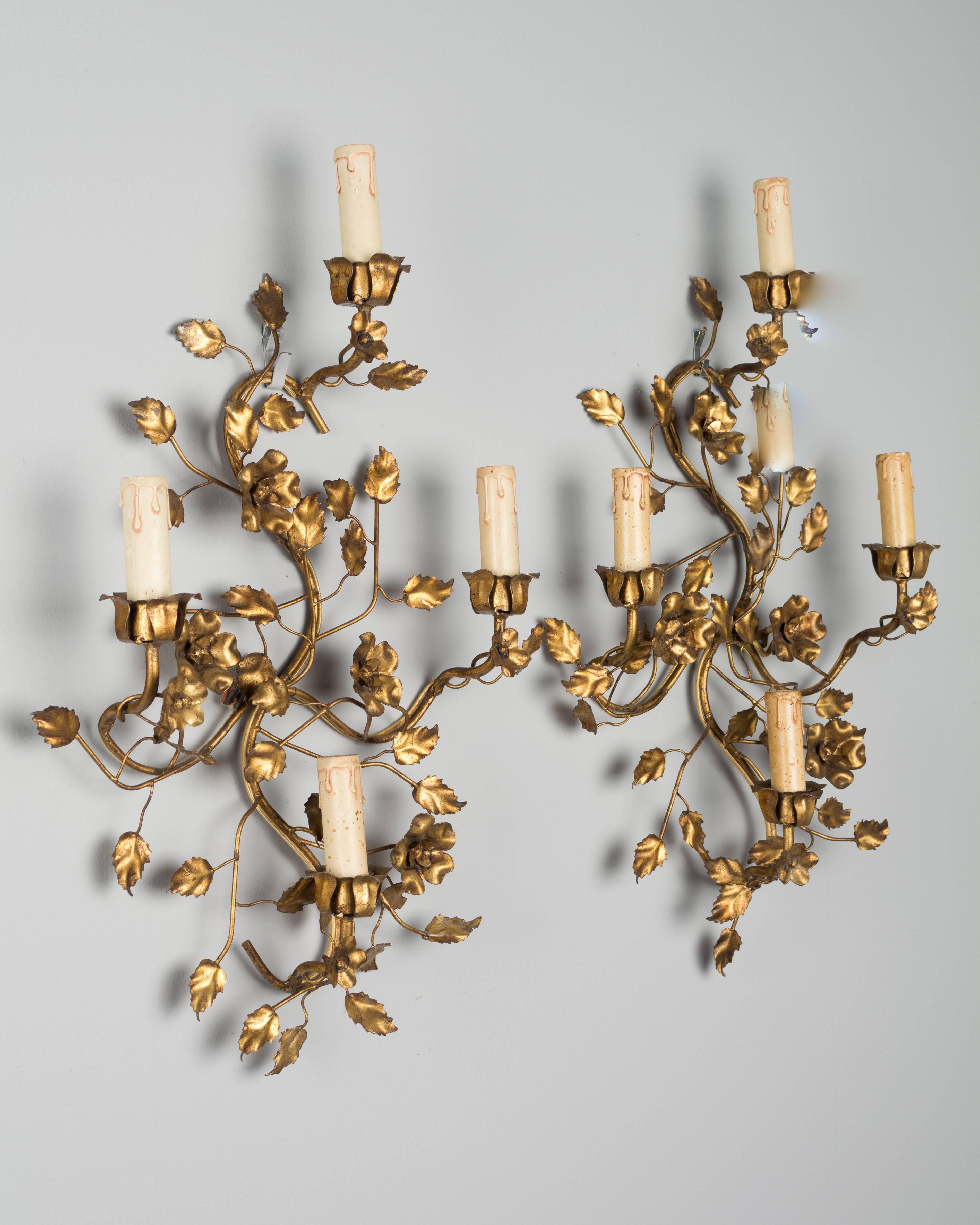 Pair of Italian Gilt Tole Sconces In Excellent Condition In Winter Park, FL