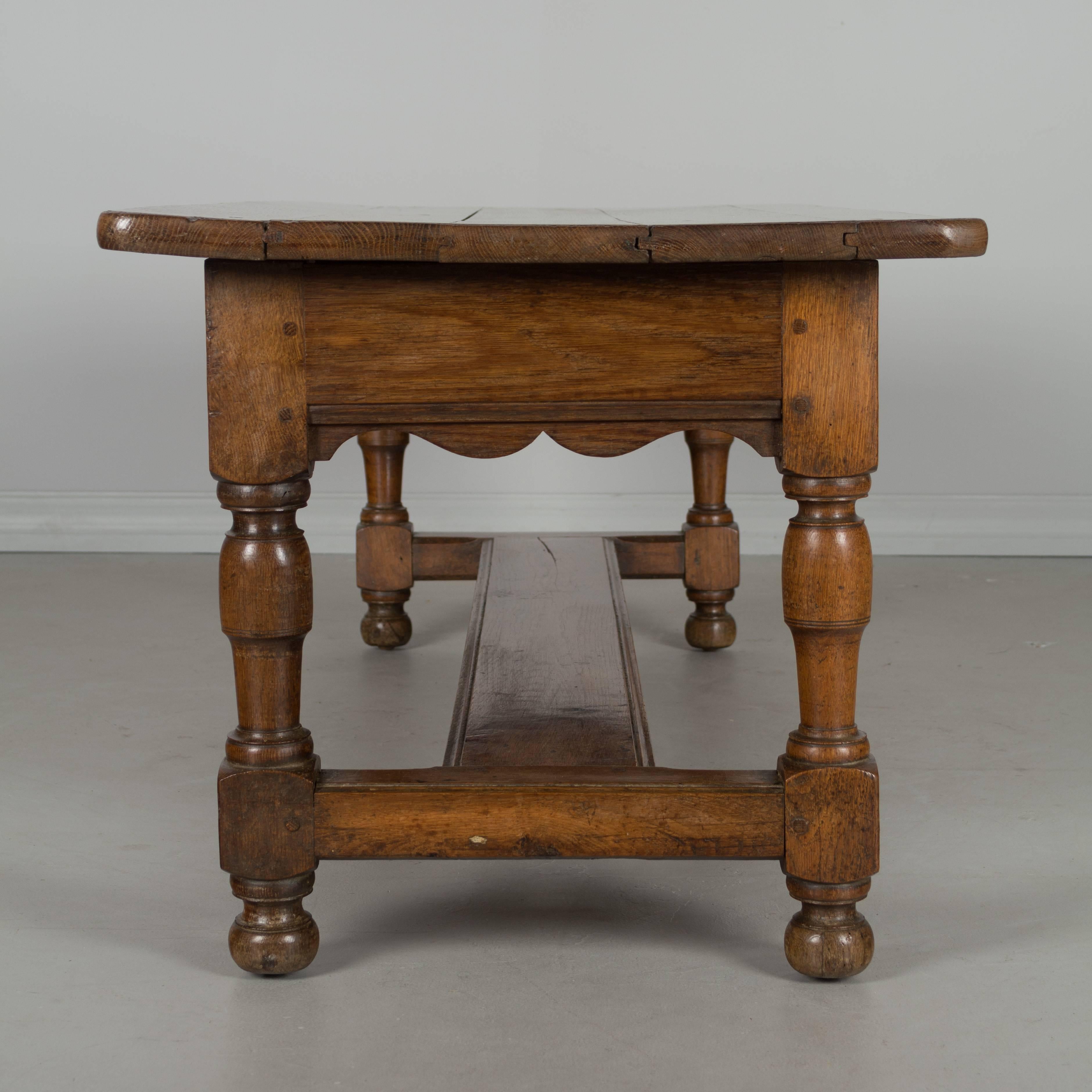 19th Century Country French Oak Bench In Good Condition In Winter Park, FL