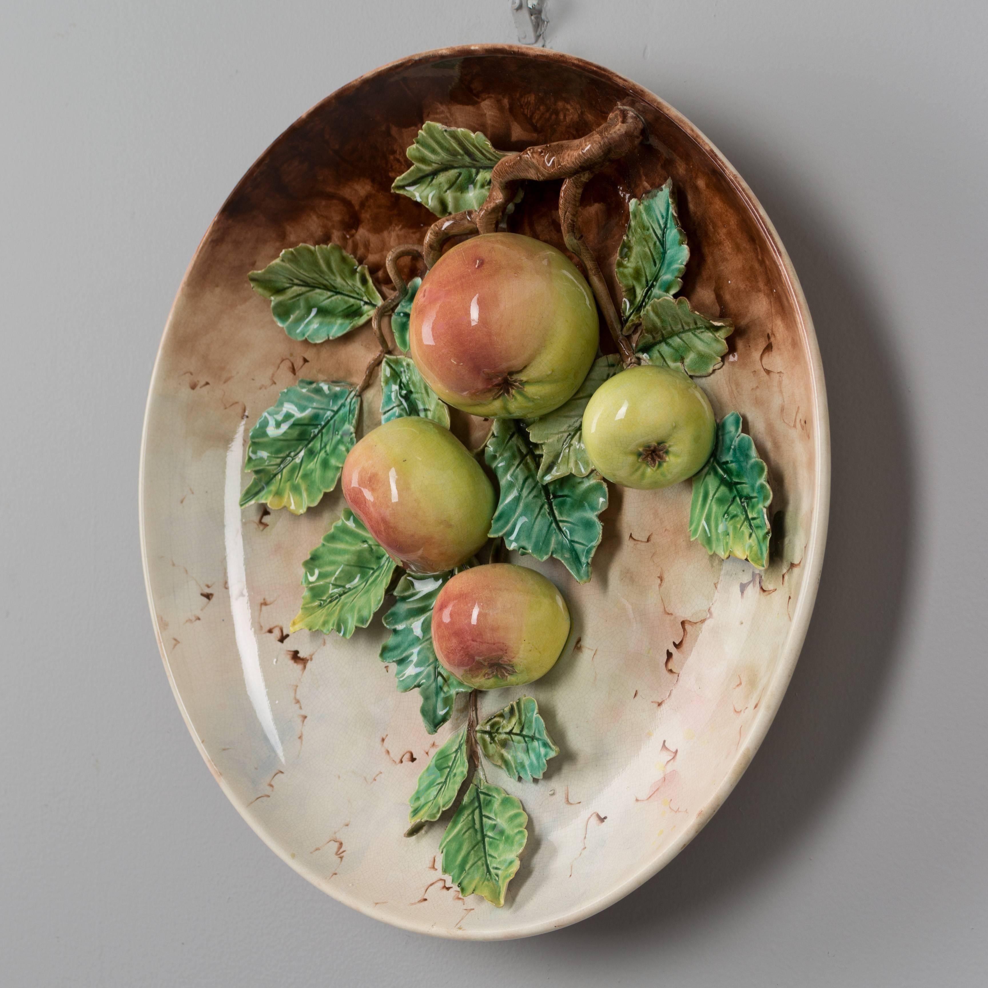 Late 19th Century French Barbotine Wall Platter with Apples In Excellent Condition In Winter Park, FL