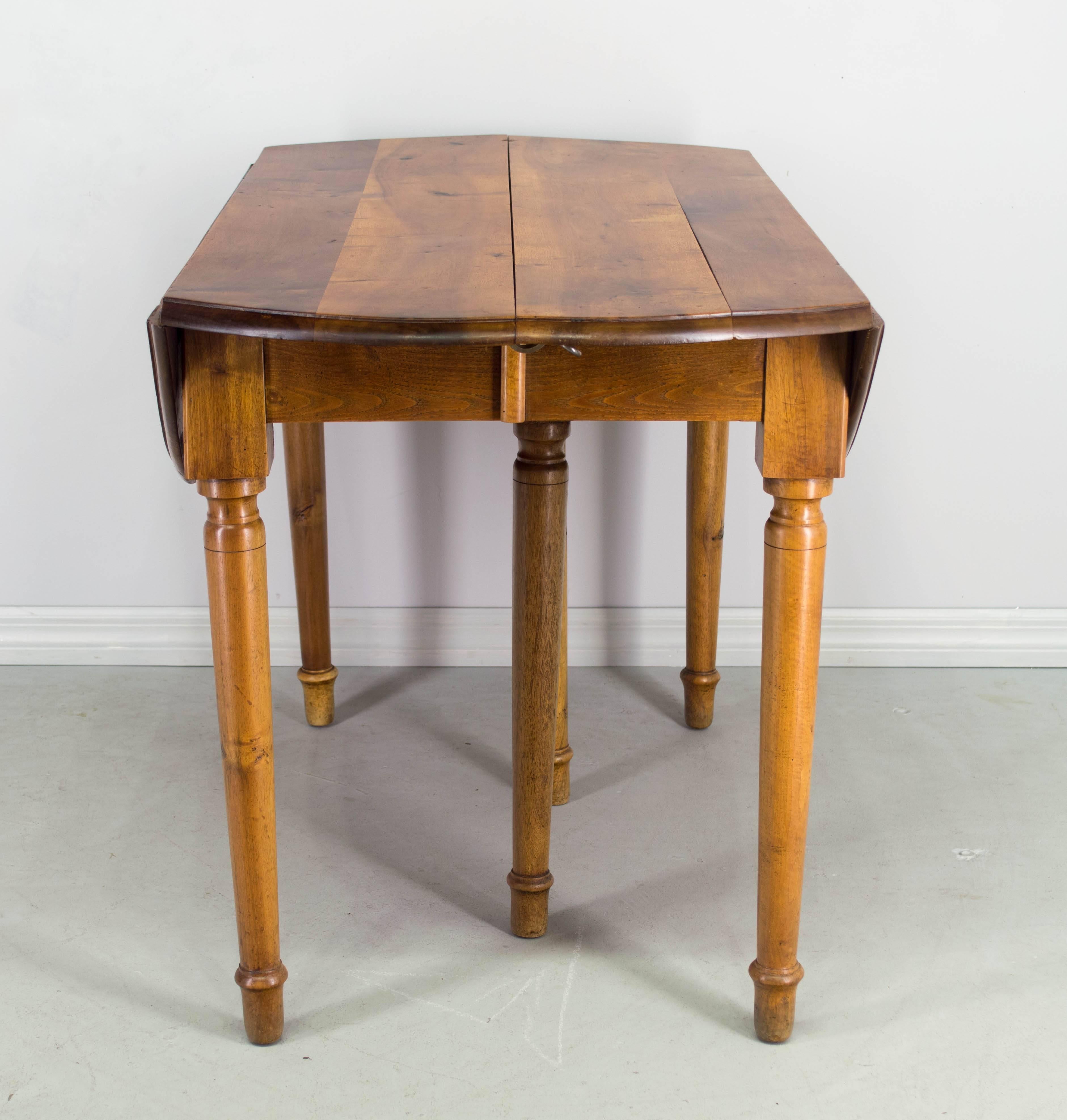 Late 19th Century Louis Philippe Style Dining Table 1
