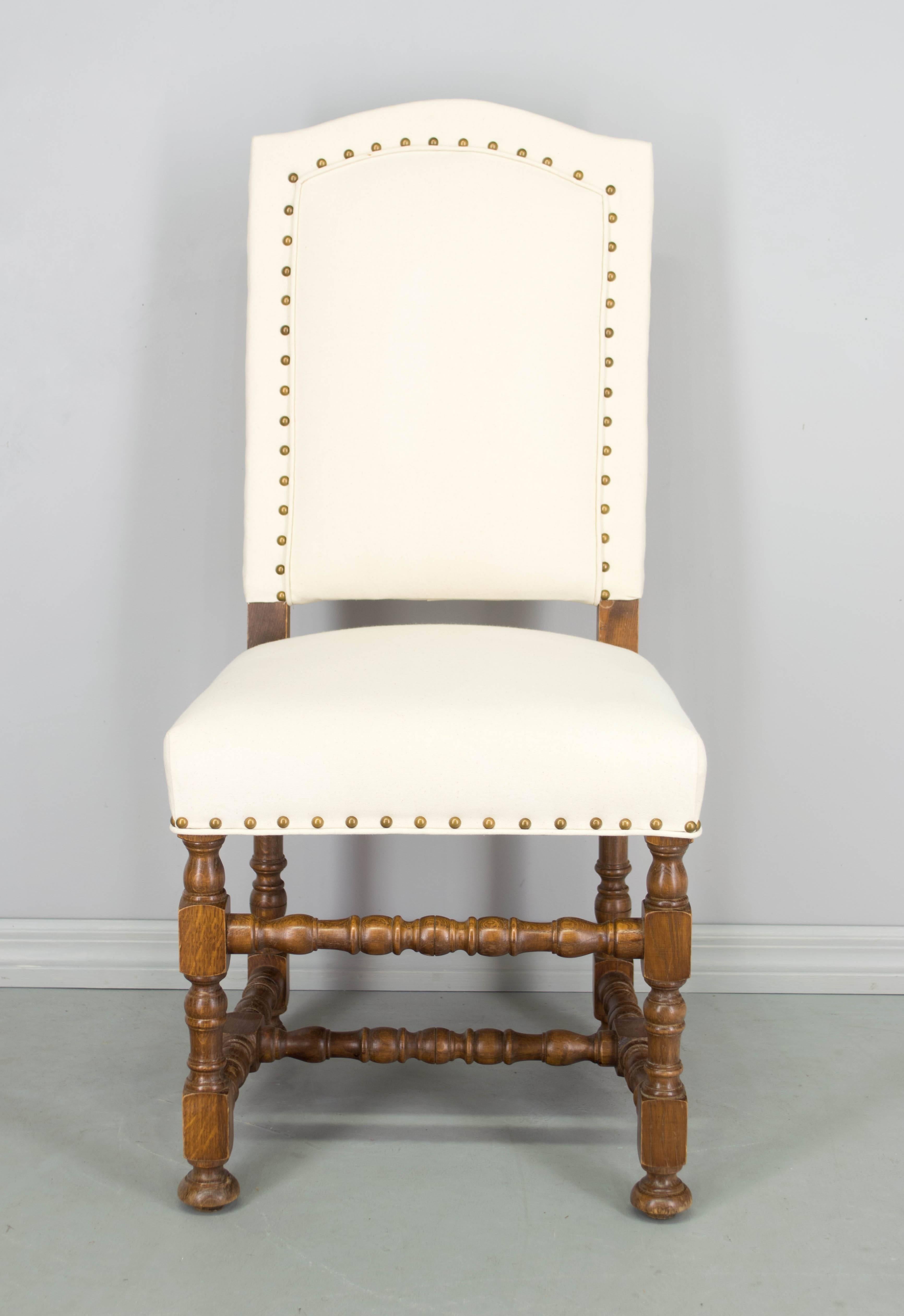 Set of Six French Louis XIII Style Dining Chairs In Excellent Condition In Winter Park, FL