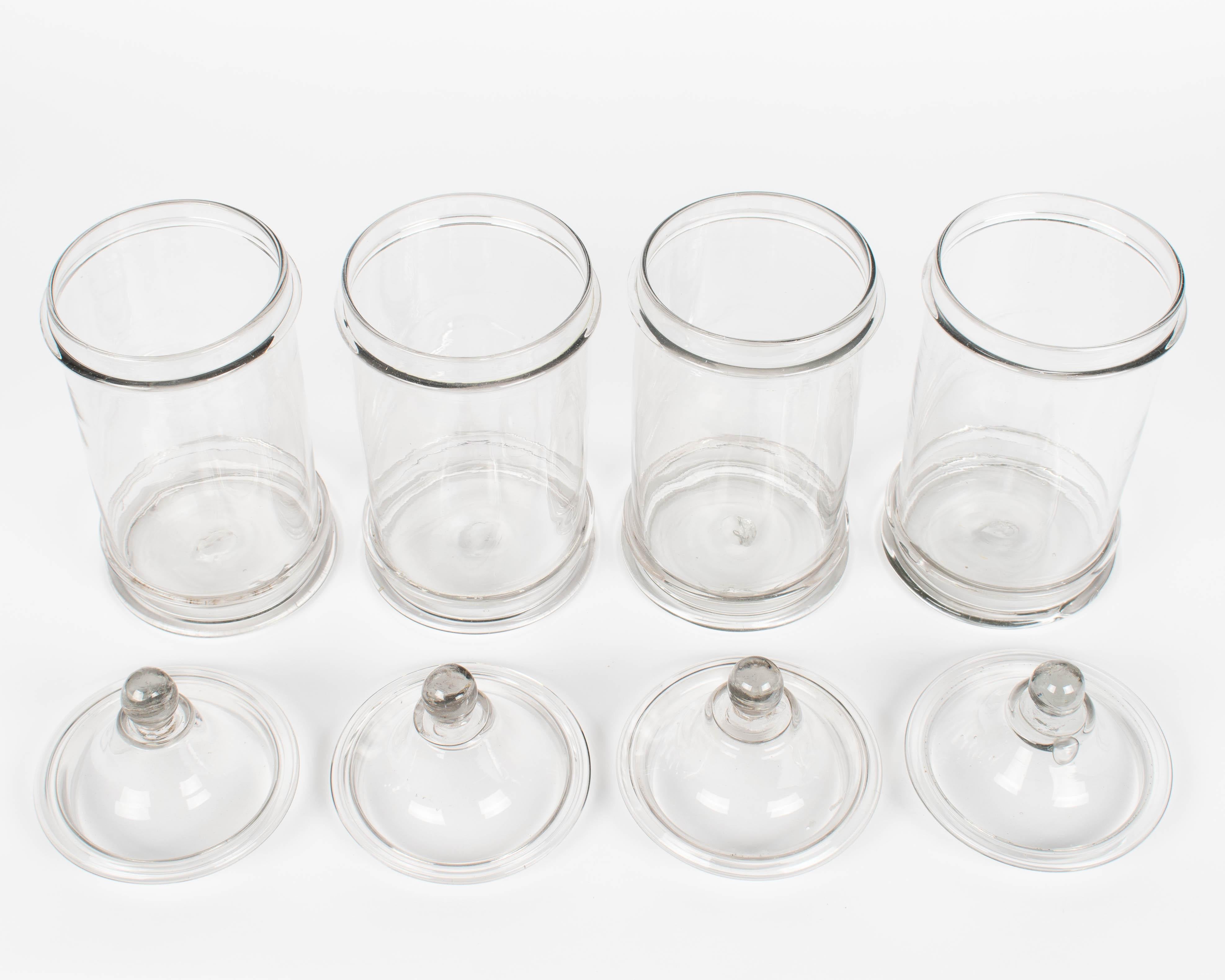Fait main Pots ou boîtes d'apothicaire en verre français en vente
