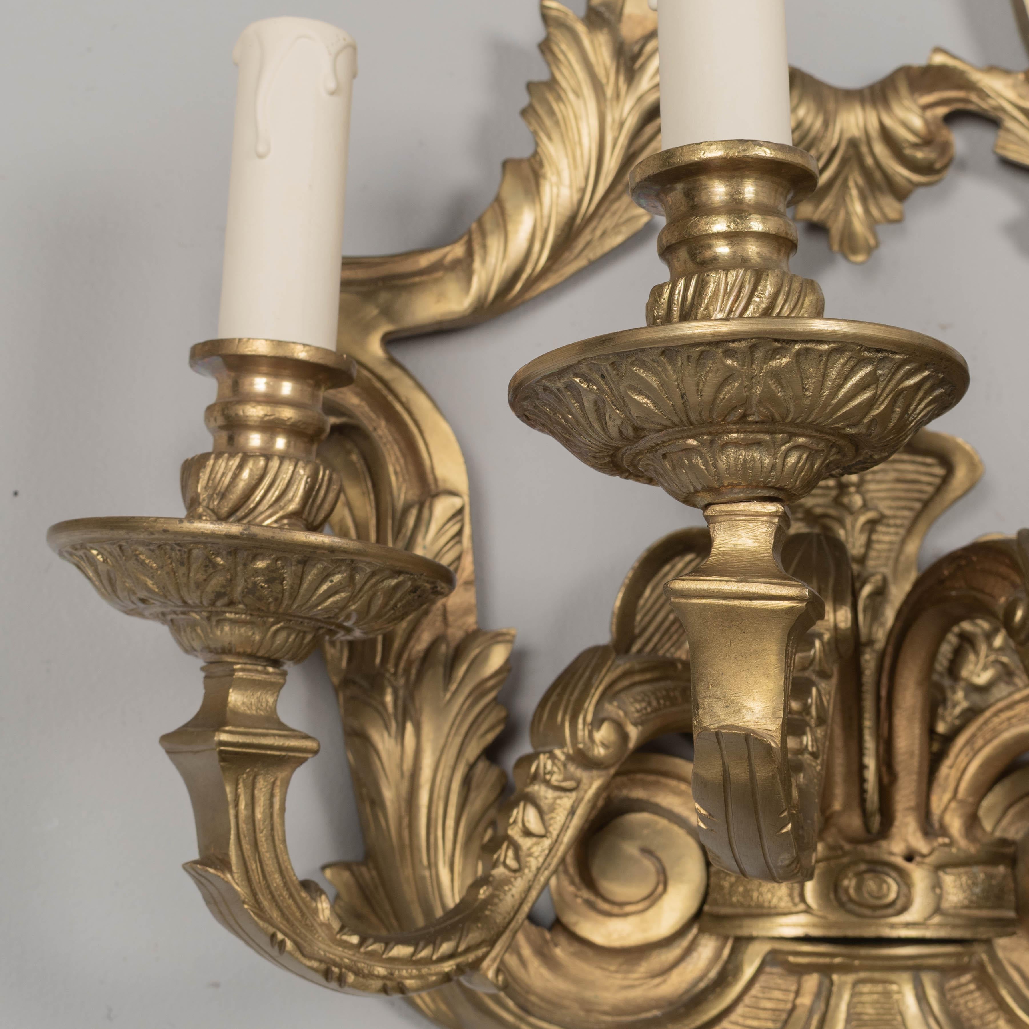 Pair of Italian Cast Bronze Wall Sconces For Sale 4