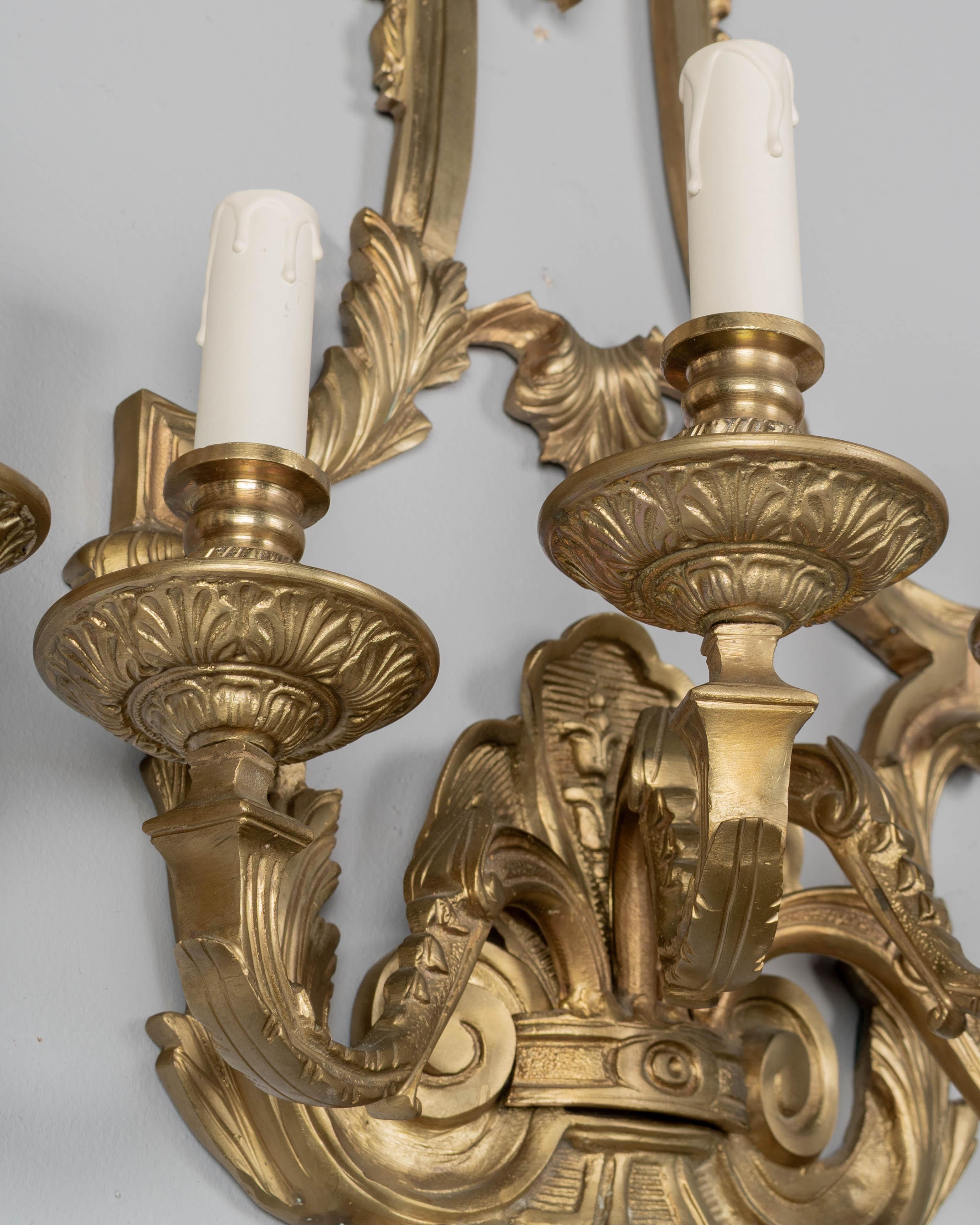 Pair of Italian Cast Bronze Wall Sconces For Sale 9