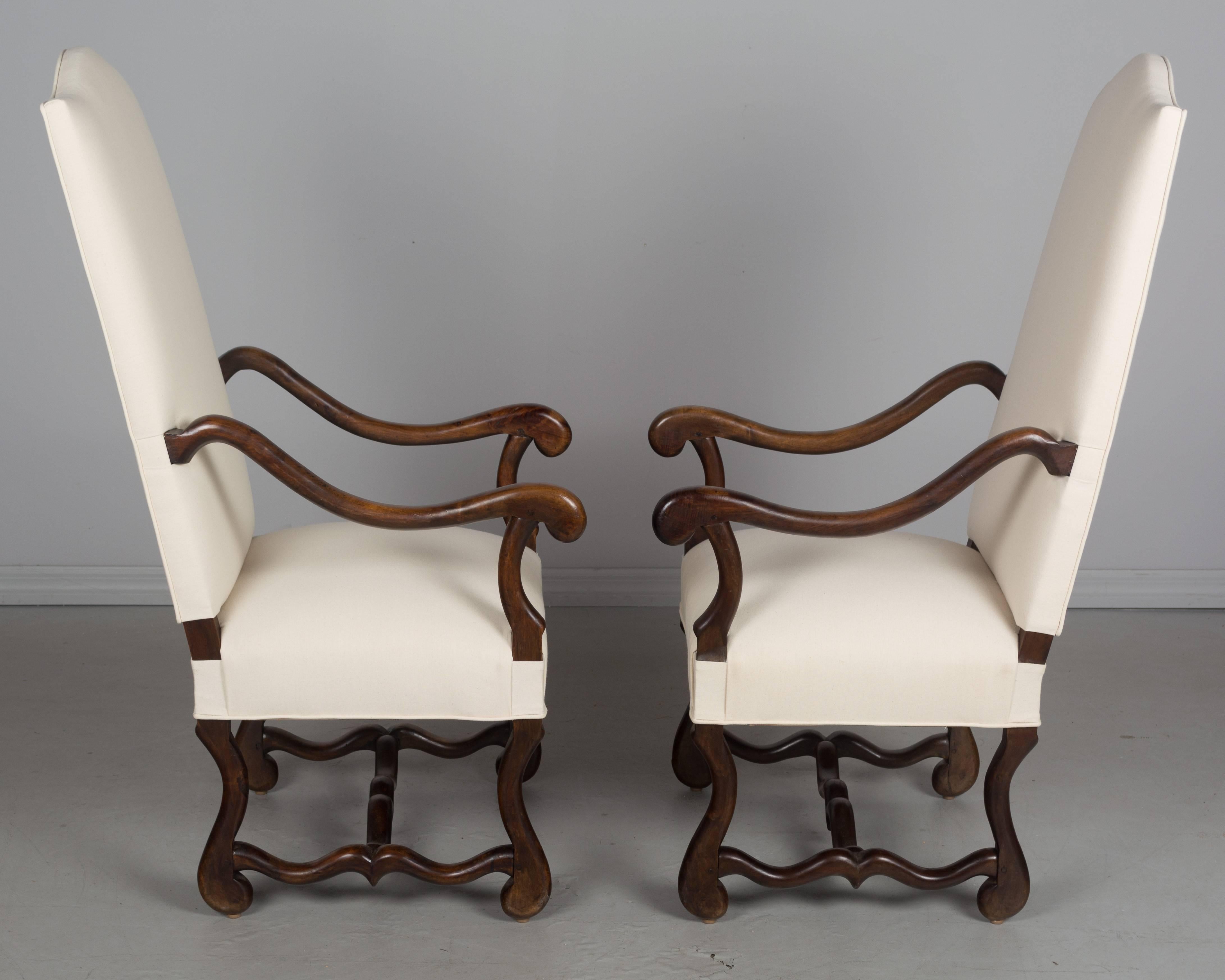 Pair of 19th Century Os de Mouton Armchairs In Excellent Condition In Winter Park, FL