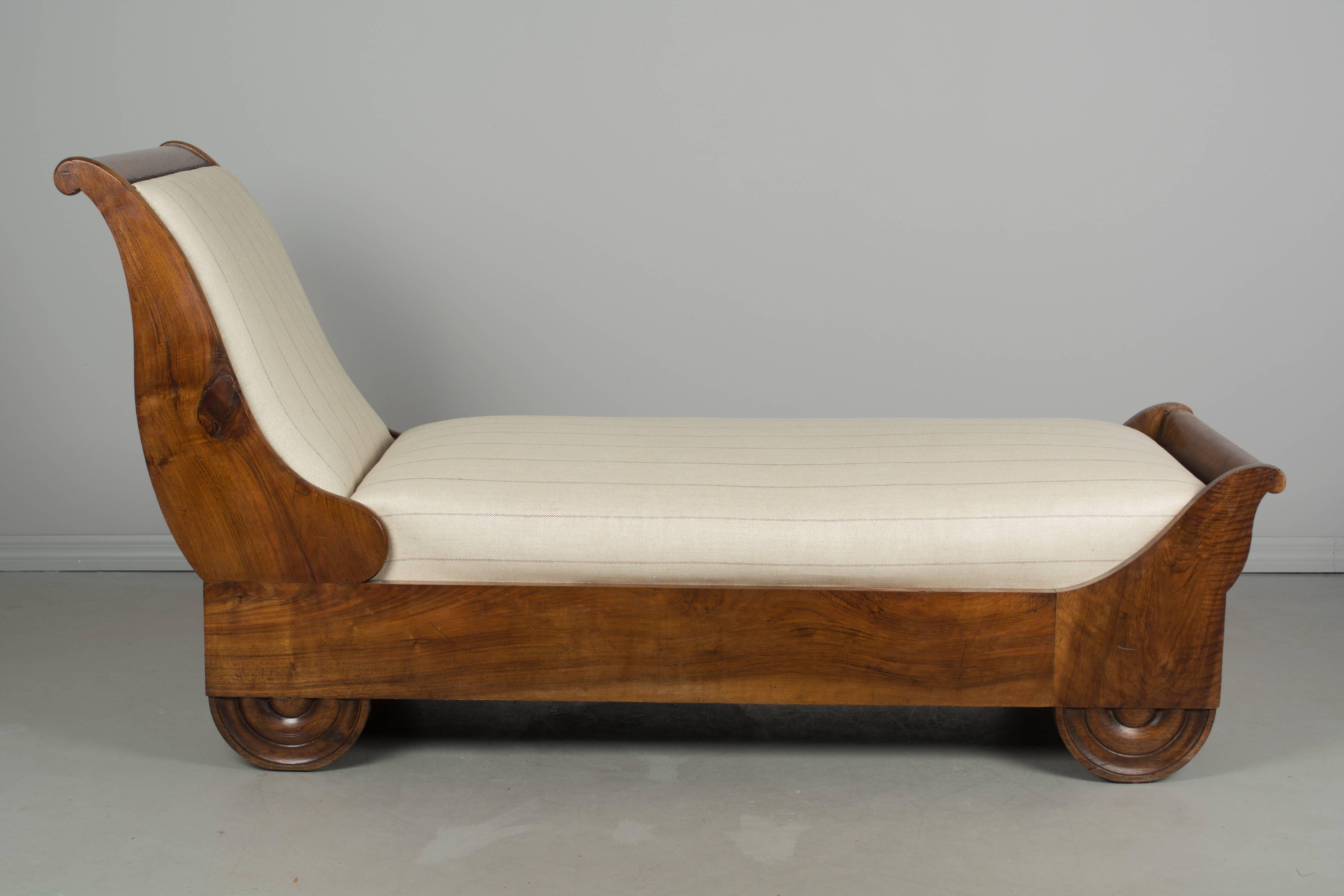 Wood 19th Century Louis Philippe Récamier or Daybed