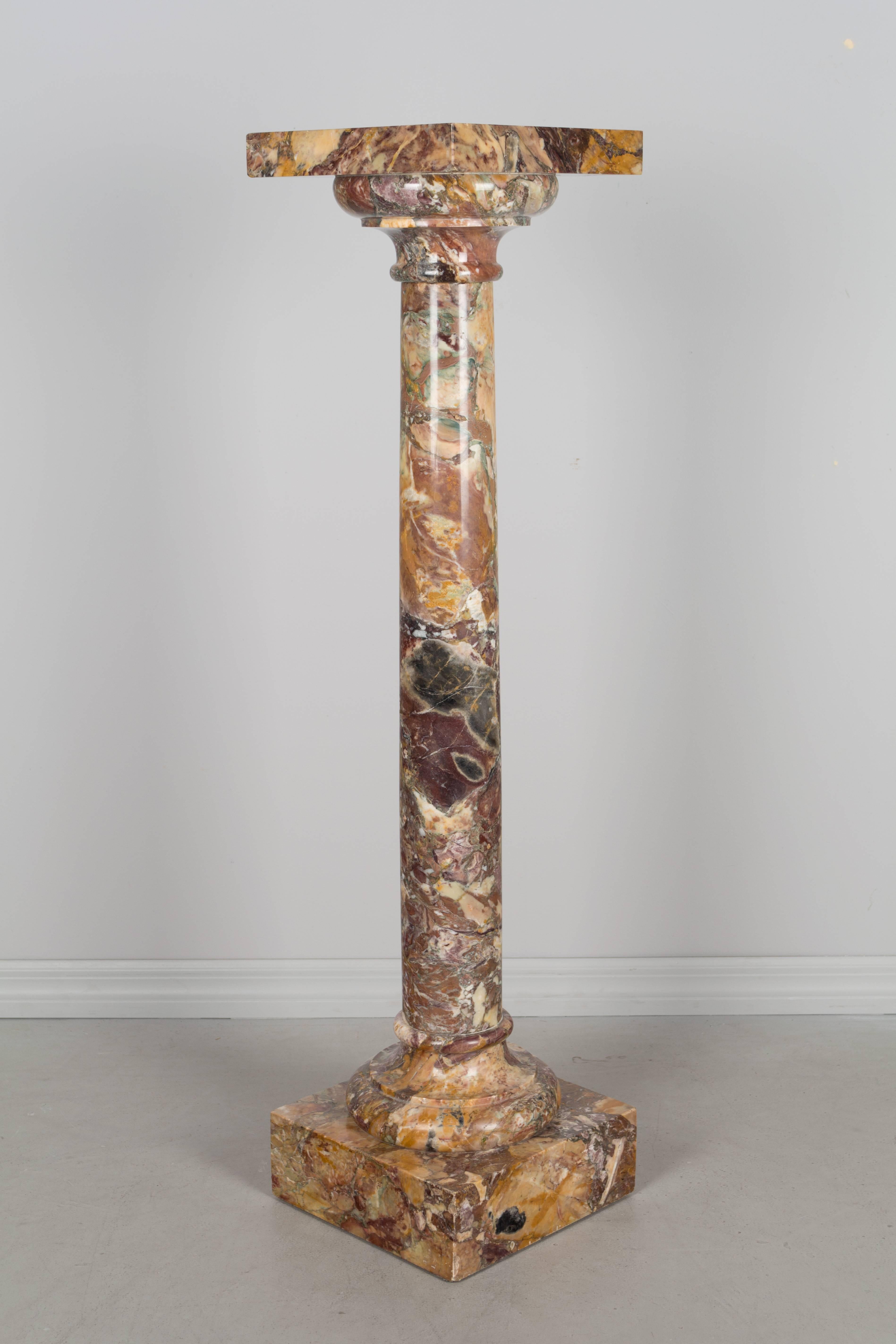 19th Century French Marble Pedestal In Excellent Condition In Winter Park, FL