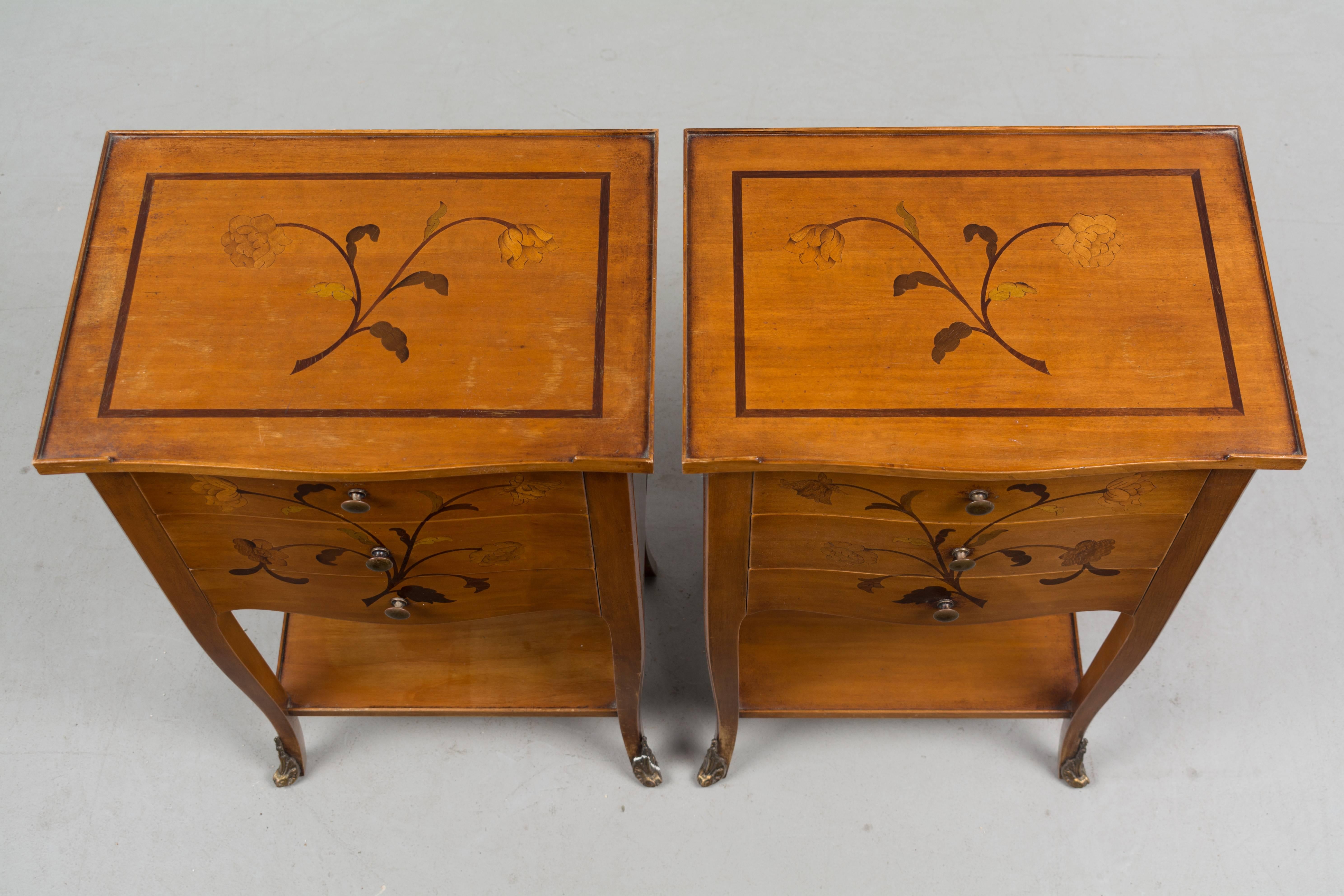 Pair of French Marquetry Side Tables or Nightstands In Good Condition In Winter Park, FL