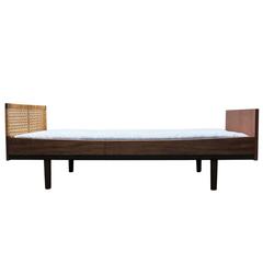 Daybed by Hans Wegner for GETAMA