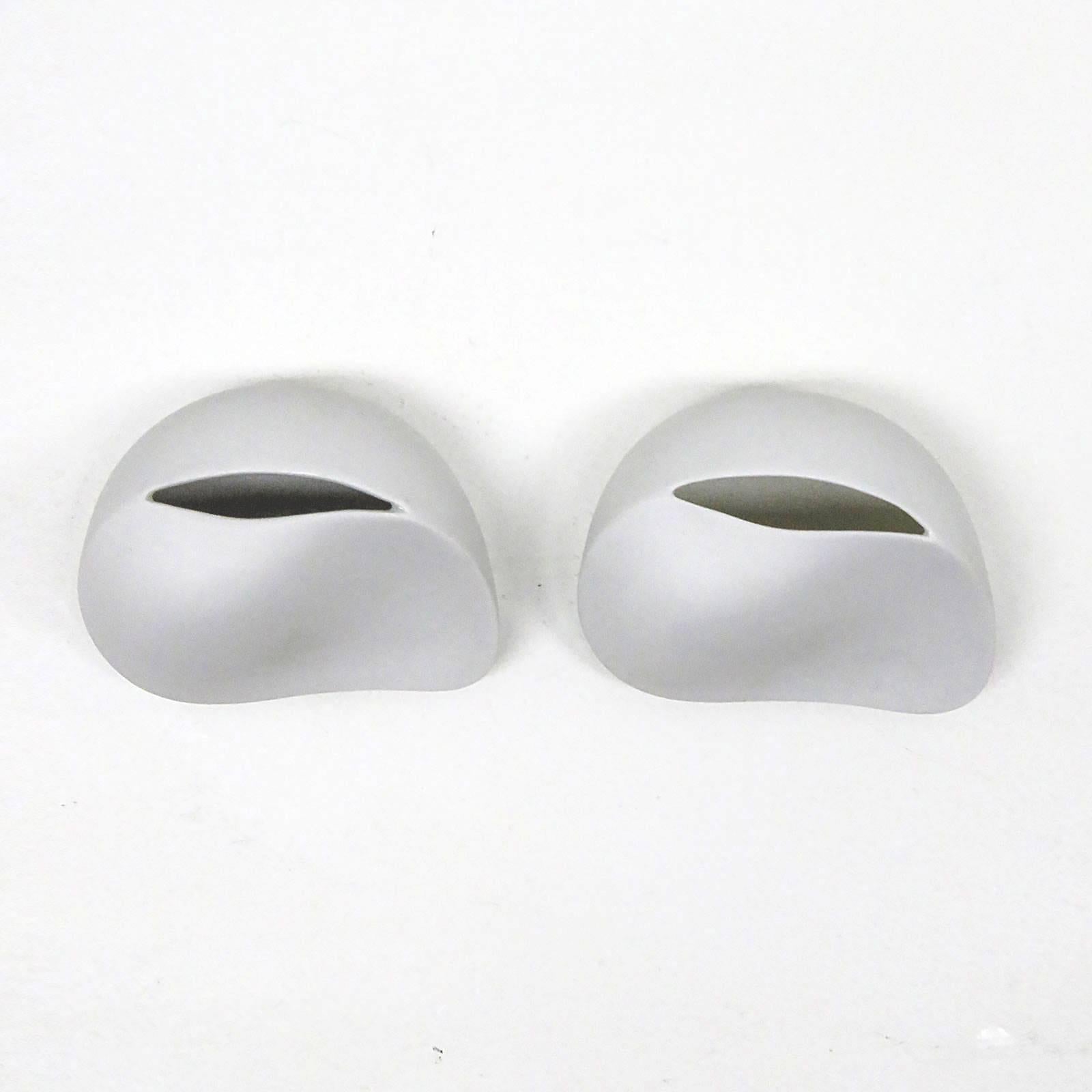 Pair of Uta Feyl Porcelain Vases for Rosenthal In Excellent Condition For Sale In Los Angeles, CA