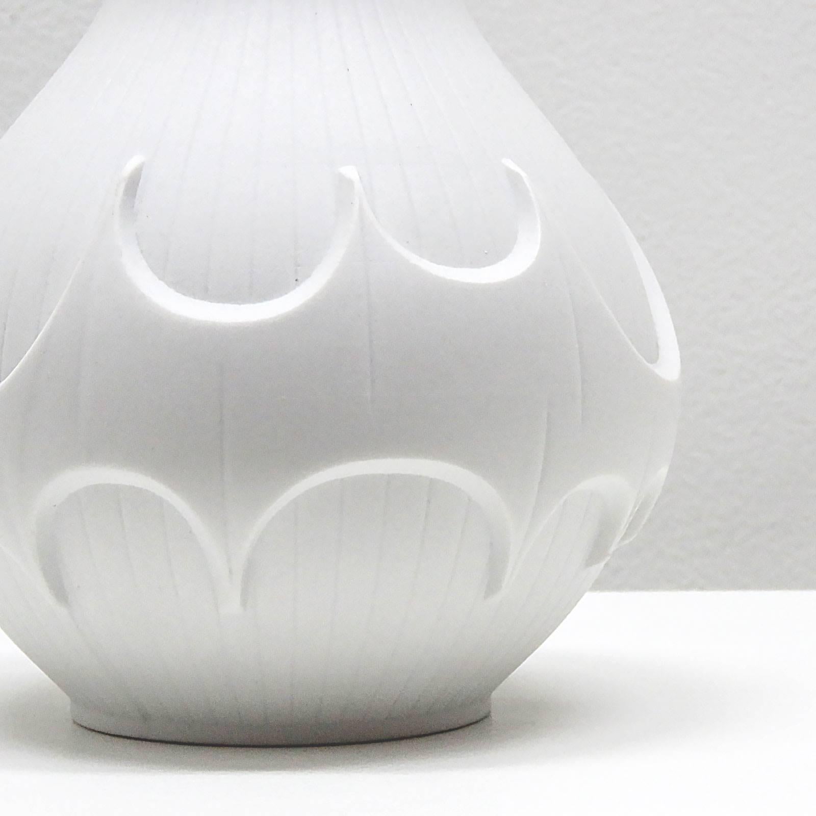 Op-Art Vase by Werner Uhl for Scherzer In Excellent Condition In Los Angeles, CA