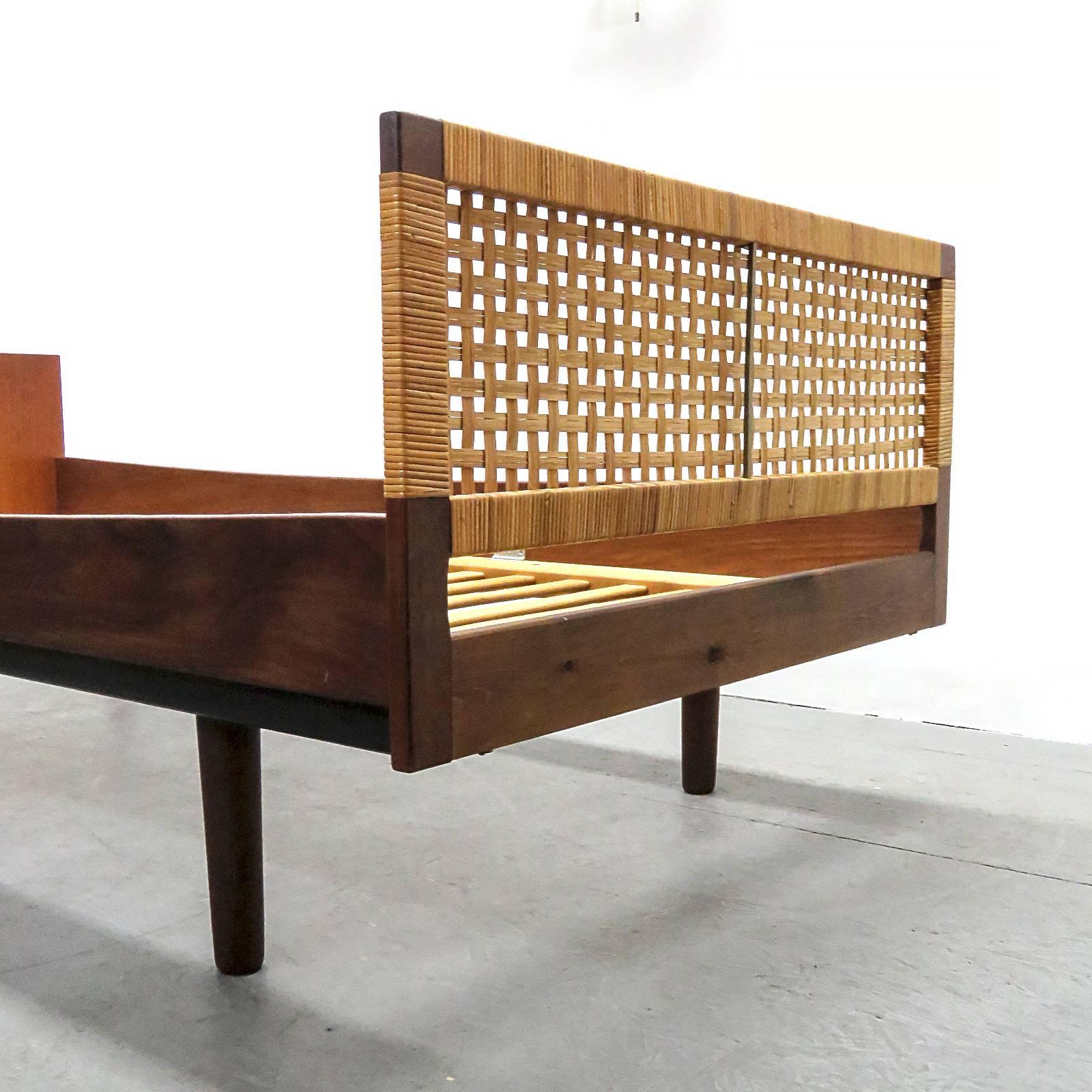 Mid-20th Century Daybed by Hans Wegner for GETAMA
