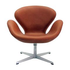 Arne Jacobsen, Swan Chair, Model 3320