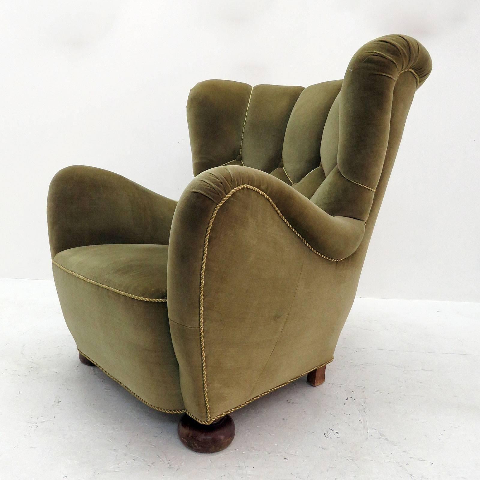 Danish 1950s High Back Lounge Chair In Excellent Condition In Los Angeles, CA