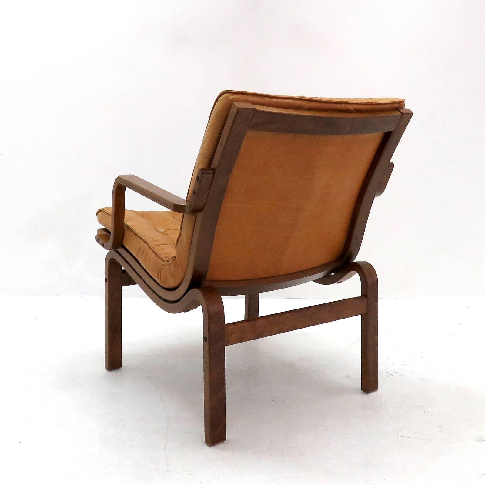 Danish Bentwood Leather Chairs In Excellent Condition In Los Angeles, CA