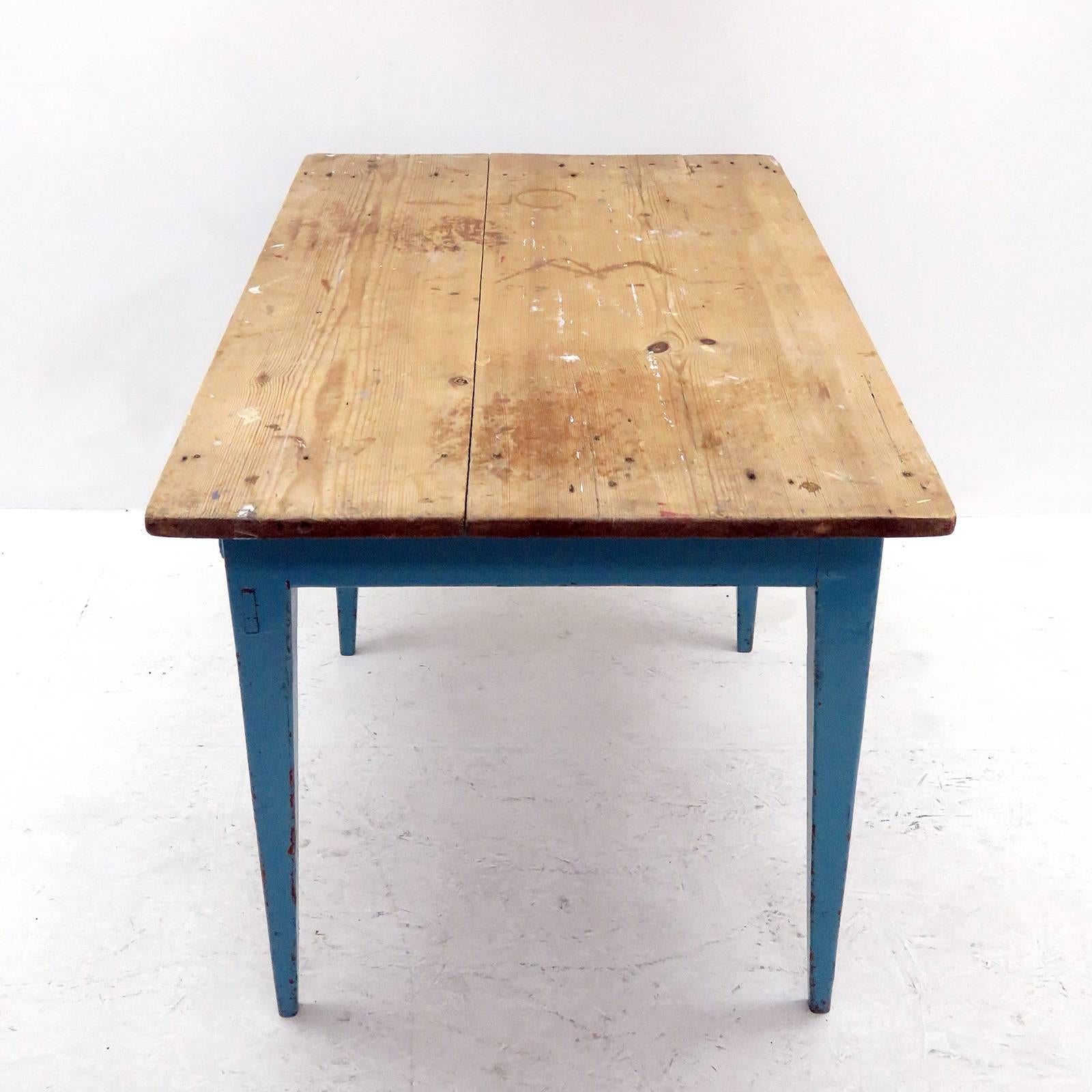 Swedish Rustic Kitchen Table, 1900 In Good Condition In Los Angeles, CA