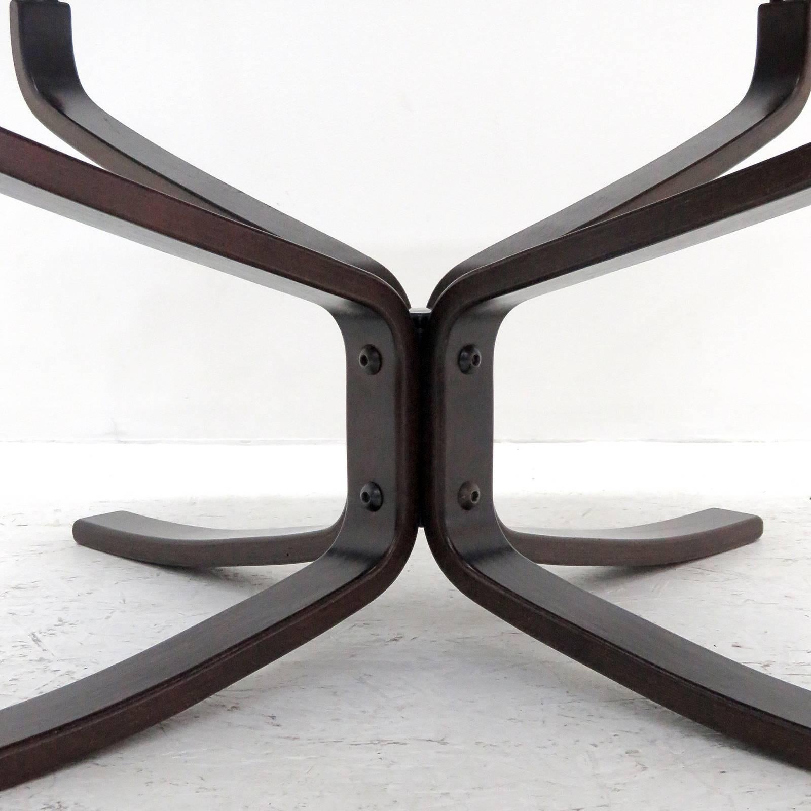 Sigurd Ressell 'Falcon' Coffee Table In Excellent Condition In Los Angeles, CA