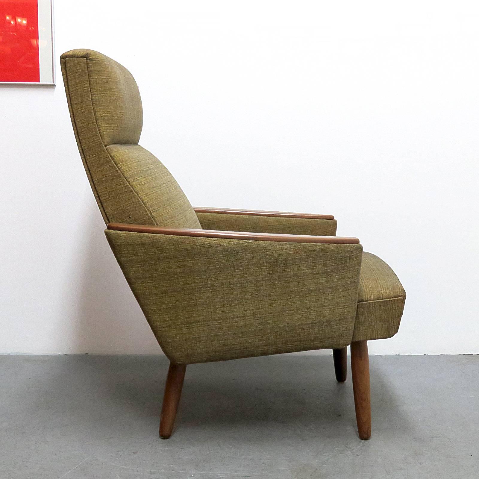 Mid-20th Century Danish Modern Lounge Chair