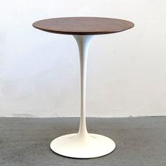 Eero Saarinen for Knoll 1950s Walnut Tulip Table