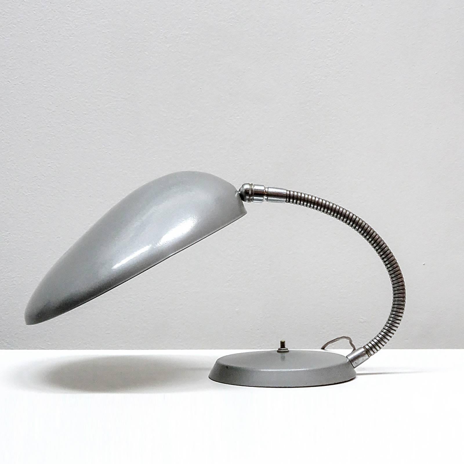 Cobra Lamp by Greta M. Grossman for Ralph O. Smith In Excellent Condition In Los Angeles, CA