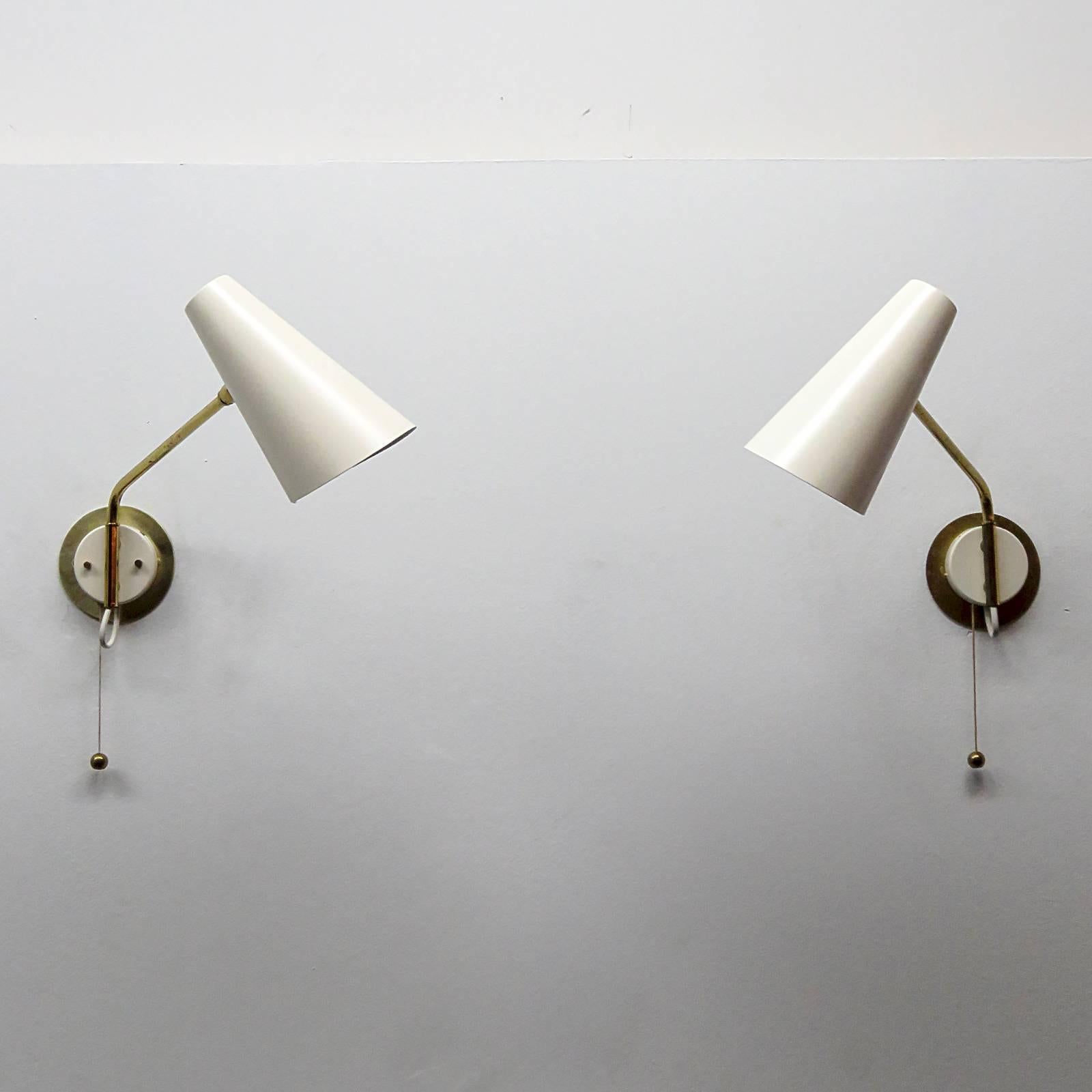 Pair of Stilnovo Swing Arm Wall Lights In Excellent Condition In Los Angeles, CA