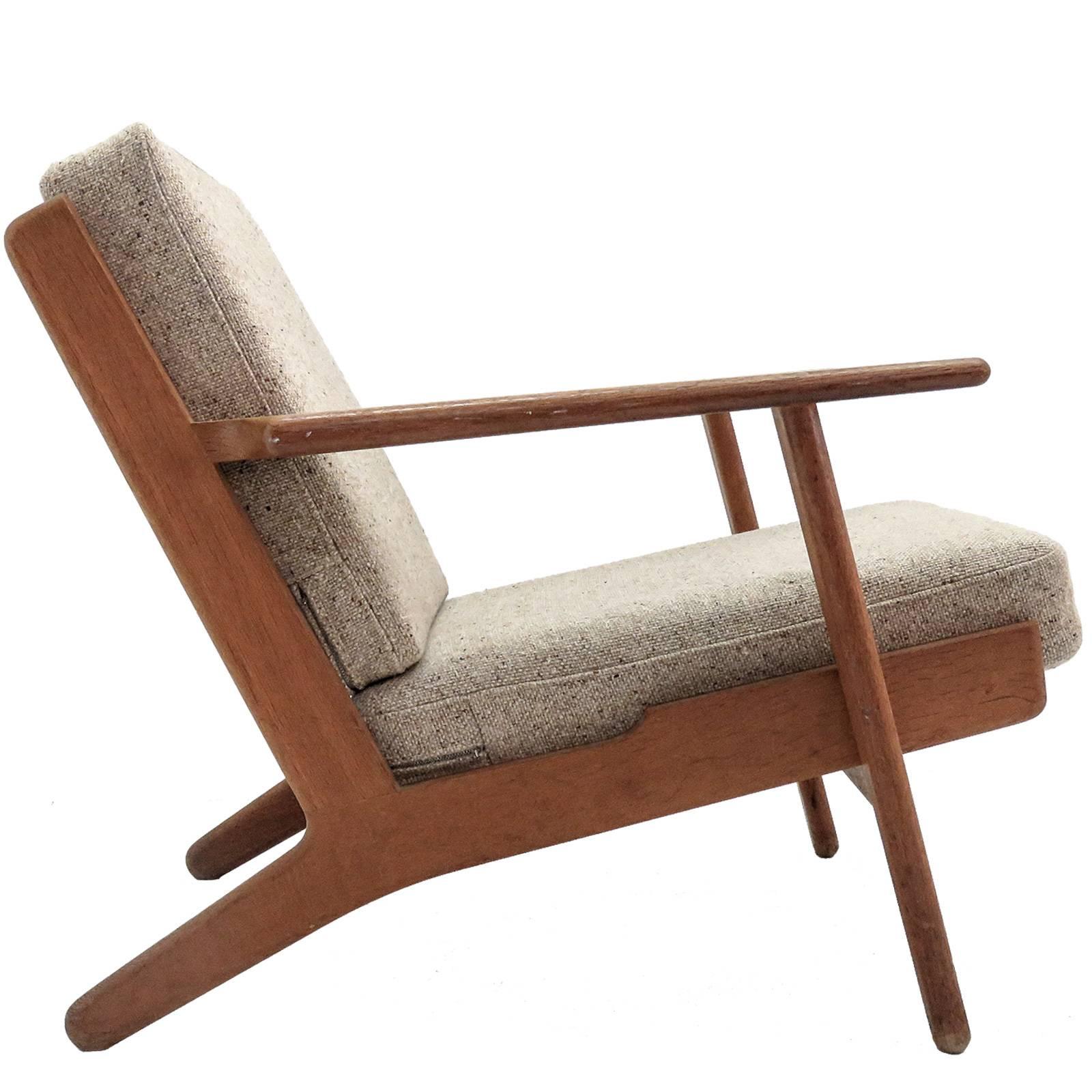 Hans J. Wegner GE 290 Lounge Chair