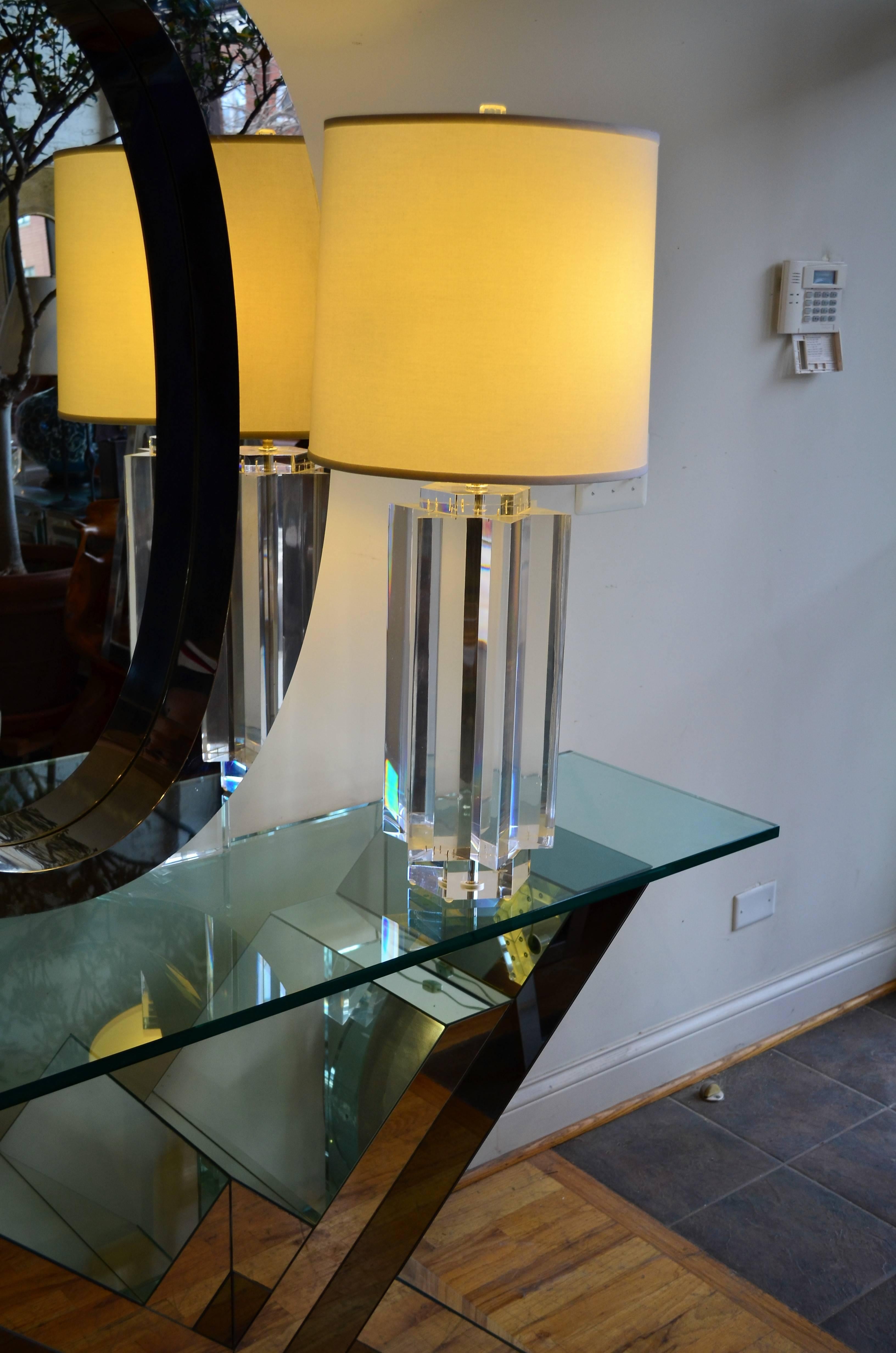 Lucite Les Prismatiques Substantial Table  Lamp 3