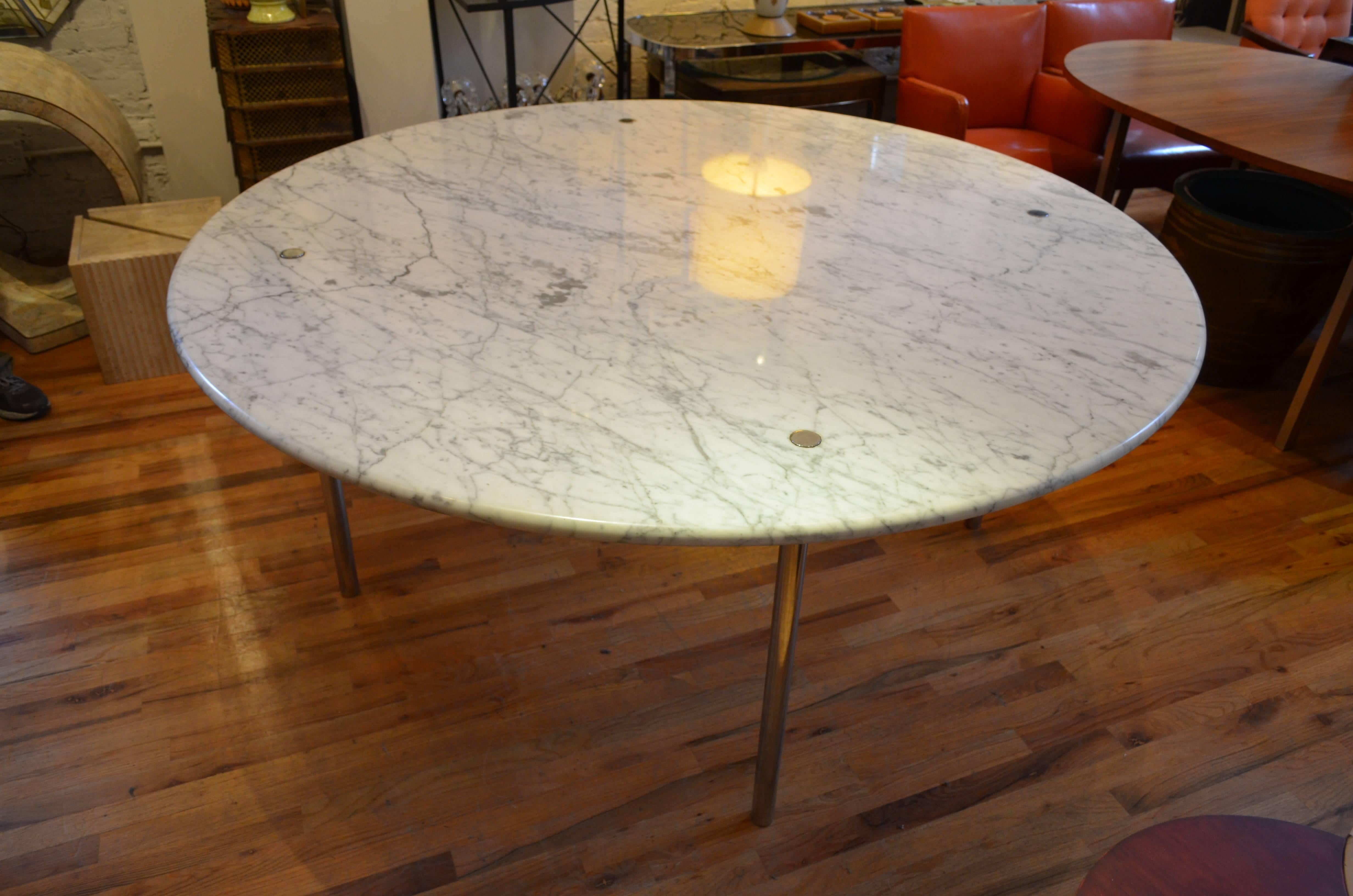 Mid-Century Modern Monumental Round Marble Dining Table by Katavolos, Littell & Kelly for Laverne