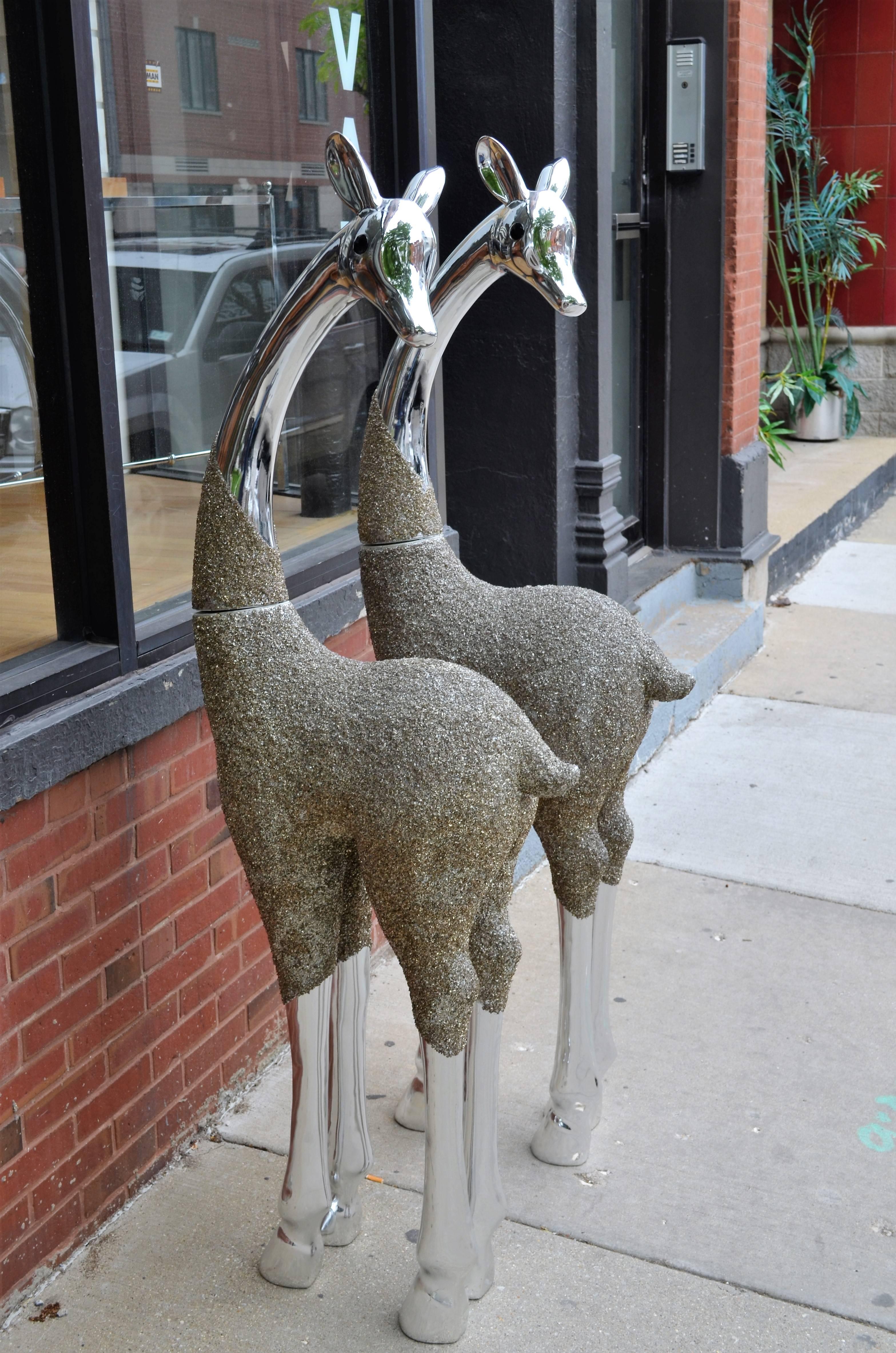 American Metallic Giraffes Sculptures