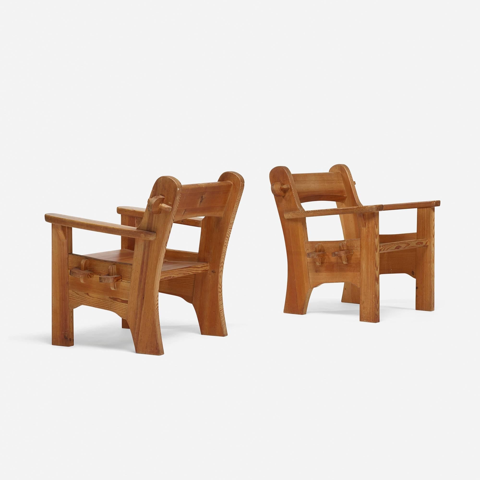 Scandinavian Modern Berga Lounge Chairs, Pair by David Rosén for Nordiska Kompaniets Verkstäder  For Sale