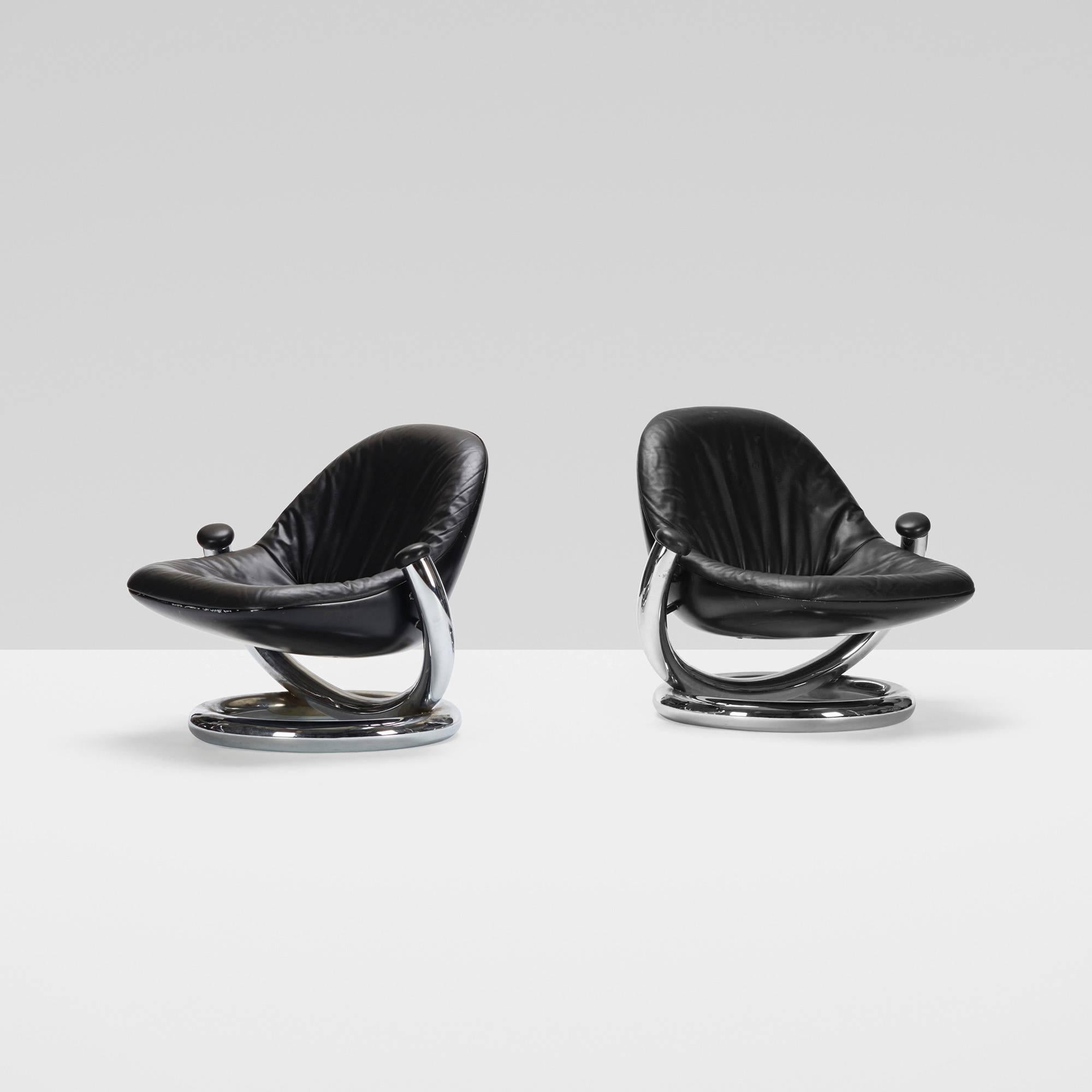 The Anaconda chair was first introduced at the Imm Cologne International Furniture Fair of 1972. Due to the high costs, this form never went into production and few examples were made.