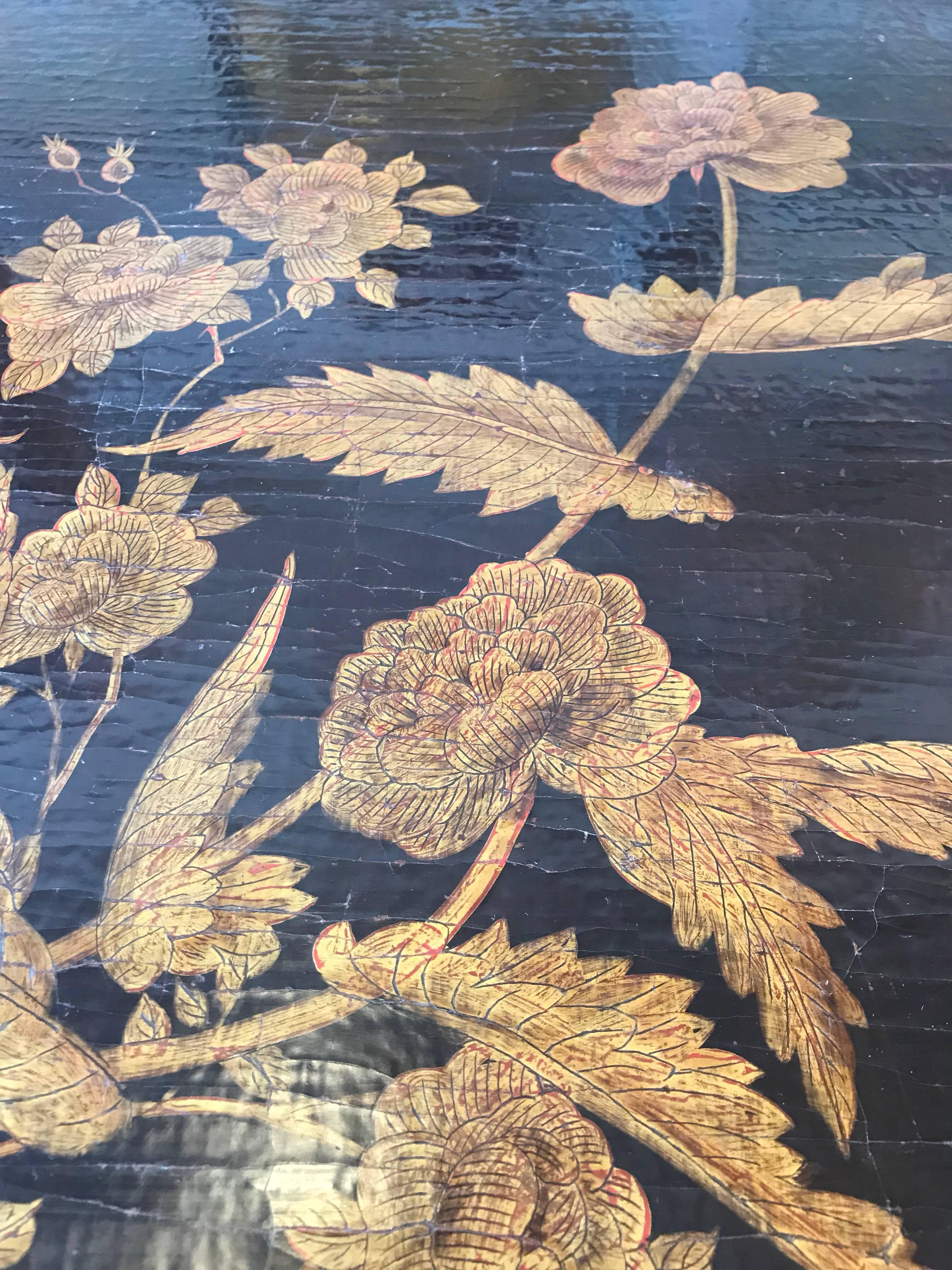 Pair of Chinoiserie Lacquer Side Tables For Sale 1