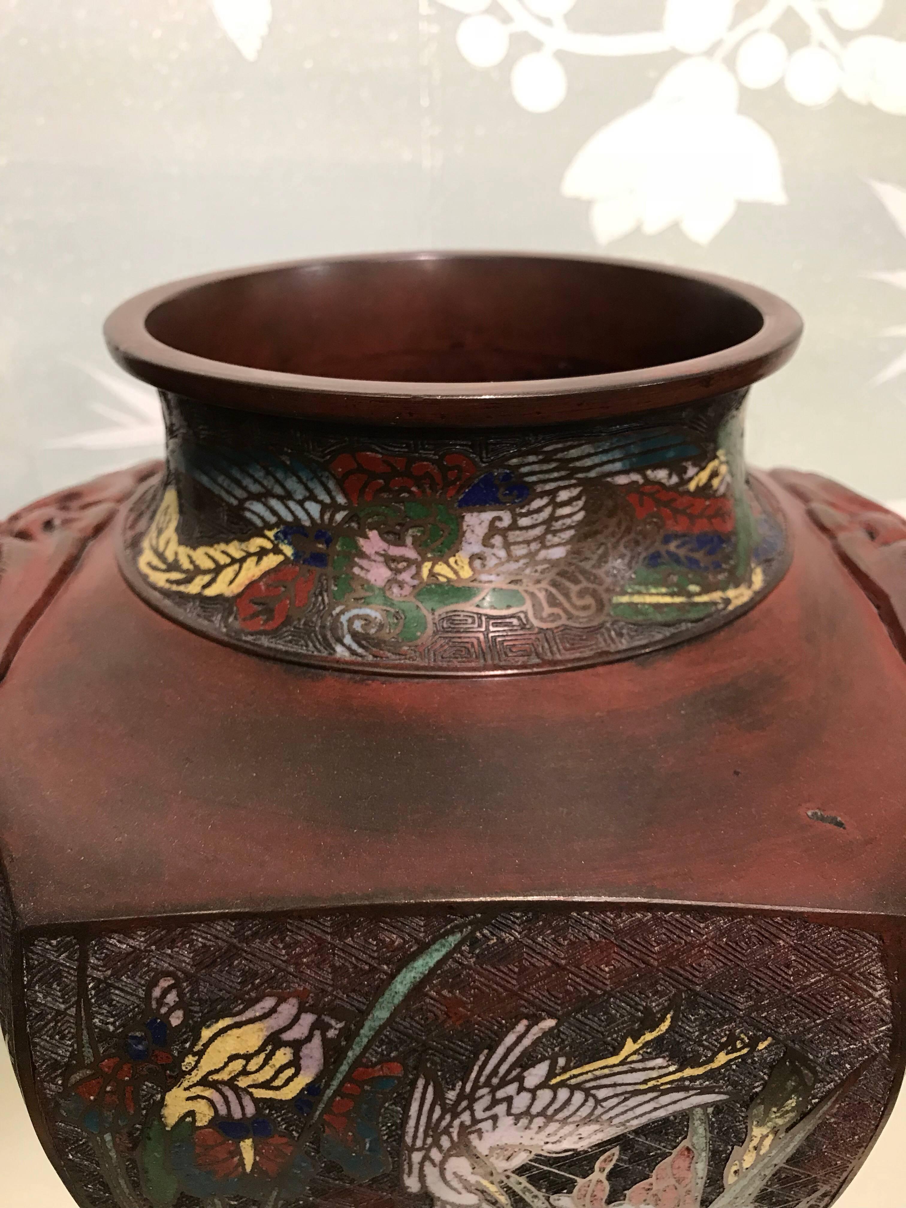 Cloissoné Pair of Japanese Art Nouveau Style Vases For Sale