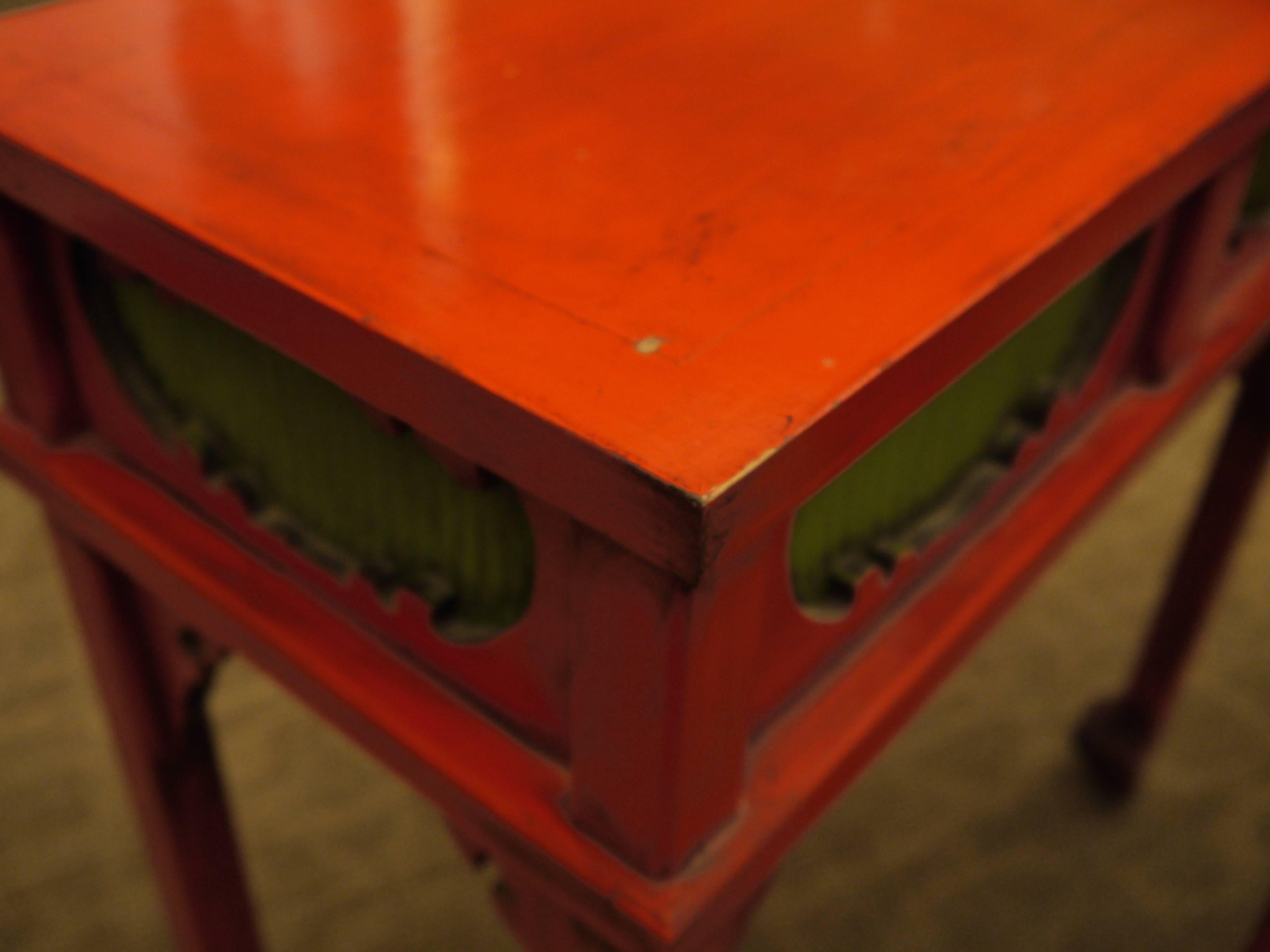 Pair of Japanese Red Lacquer Side Tables For Sale 3