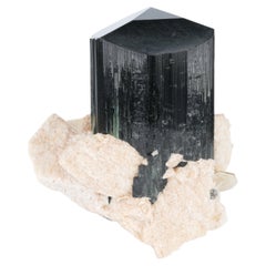 Natural Specimen Sculpture Of Schorl On Albite 529g Crystal From Pakistan